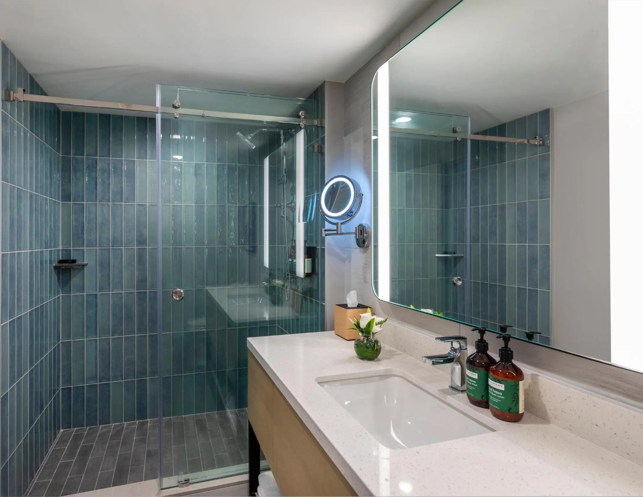 Bathroom in Crowne Plaza Resort Saipan