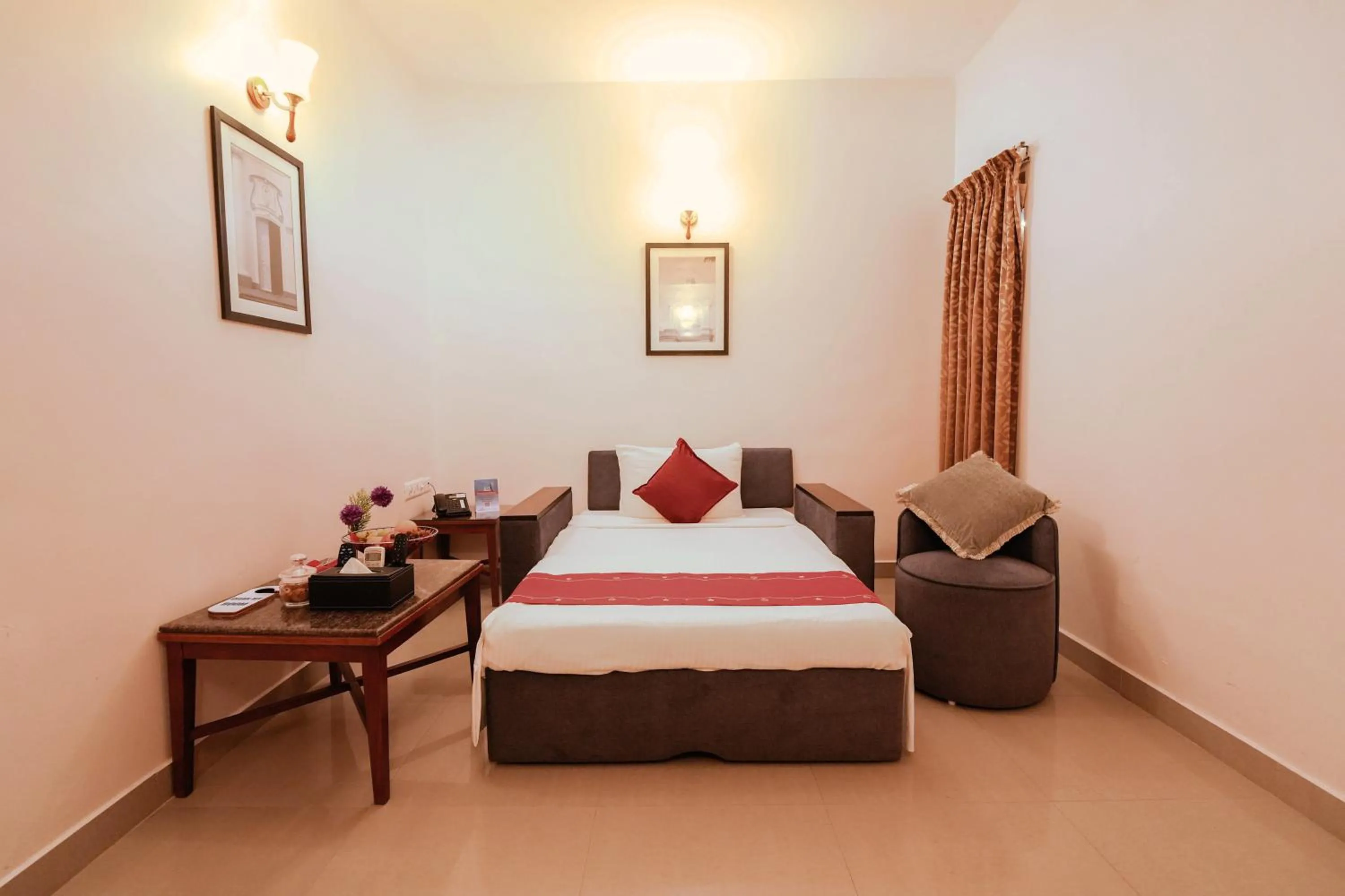 Living room, Bed in MGM Vailankanni