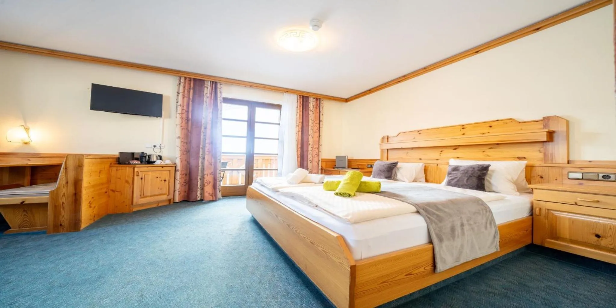 Photo of the whole room, Bed in Familienhotel Unterreith