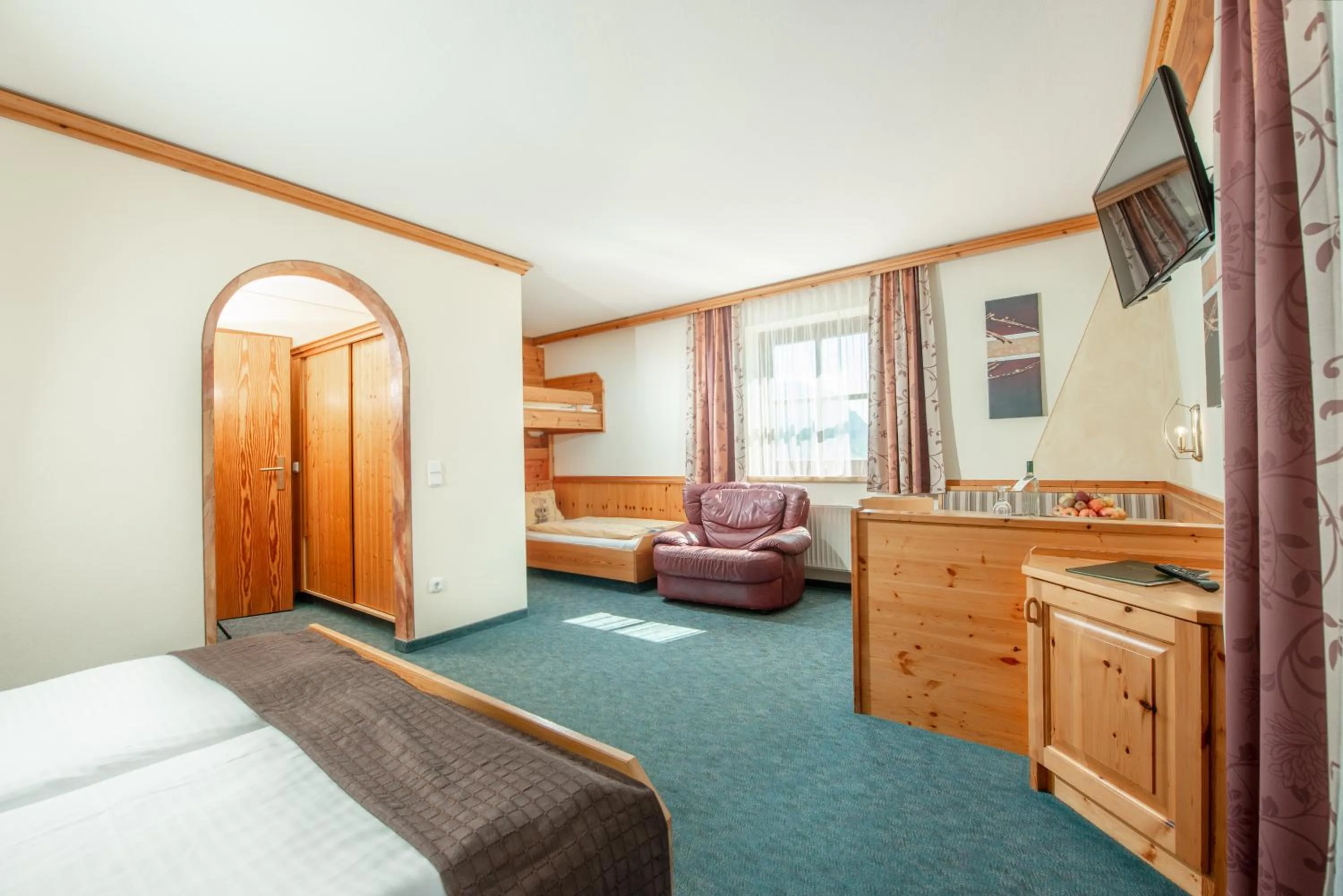 Photo of the whole room, Bed in Familienhotel Unterreith