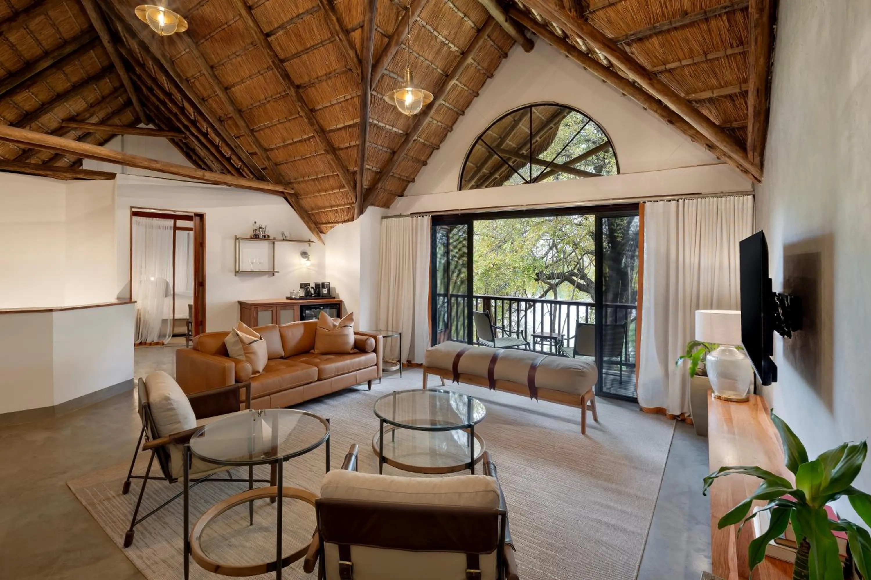 Coffee/tea facilities in The David Livingstone Safari Lodge & Spa