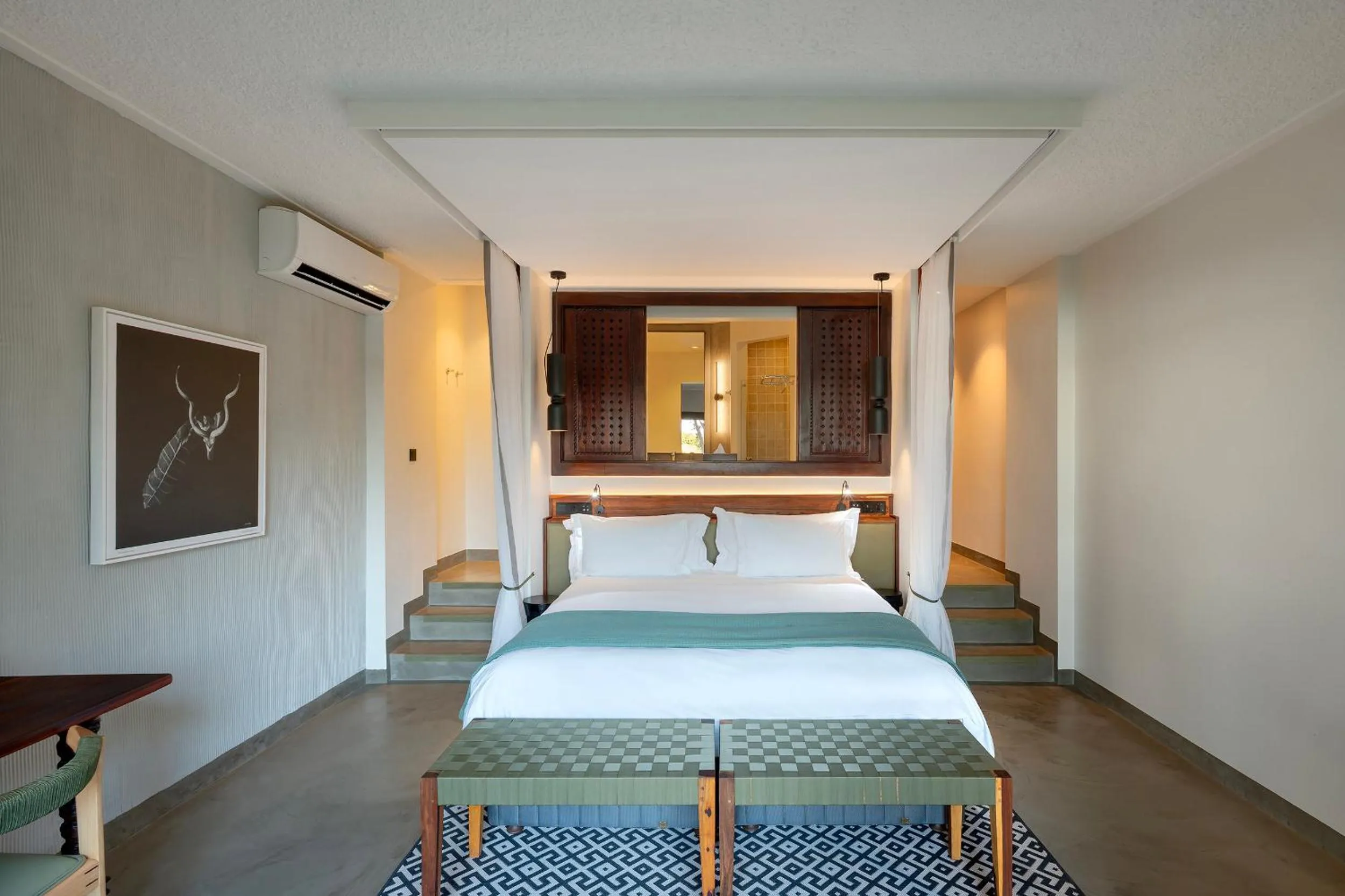 Bed in The David Livingstone Safari Lodge & Spa