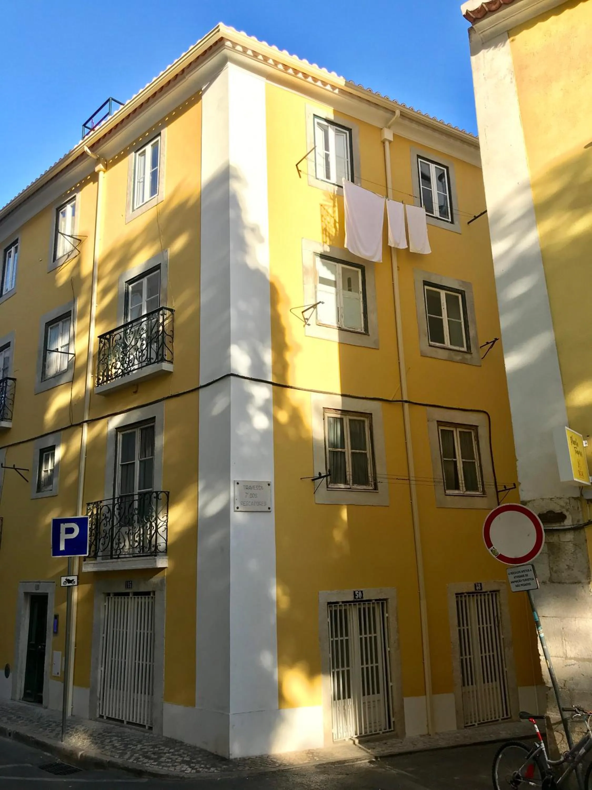 Facade/entrance in Apartments Center Santos