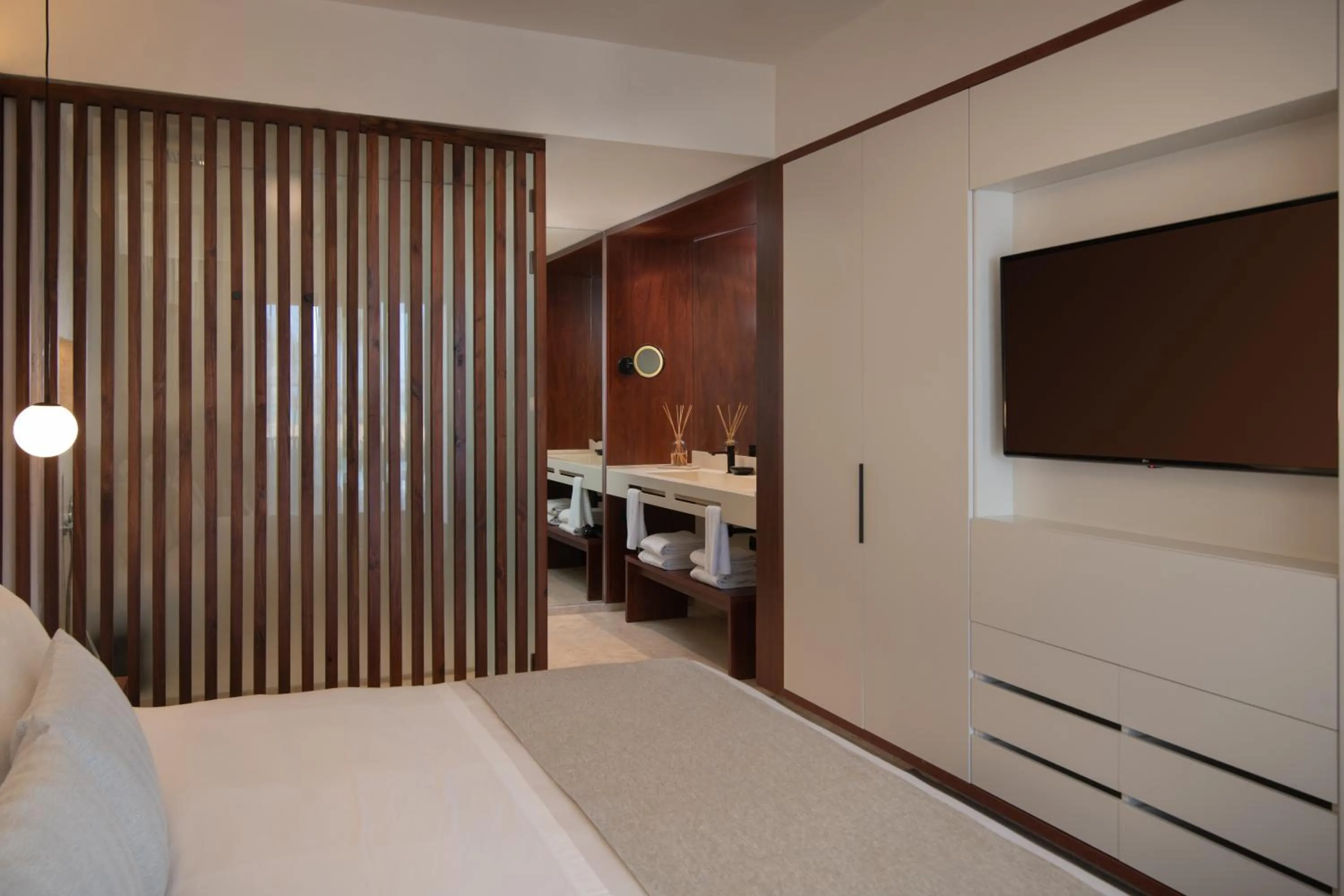 Photo of the whole room, Bed in Live Aqua Punta Cana - All Inclusive - Adults Only