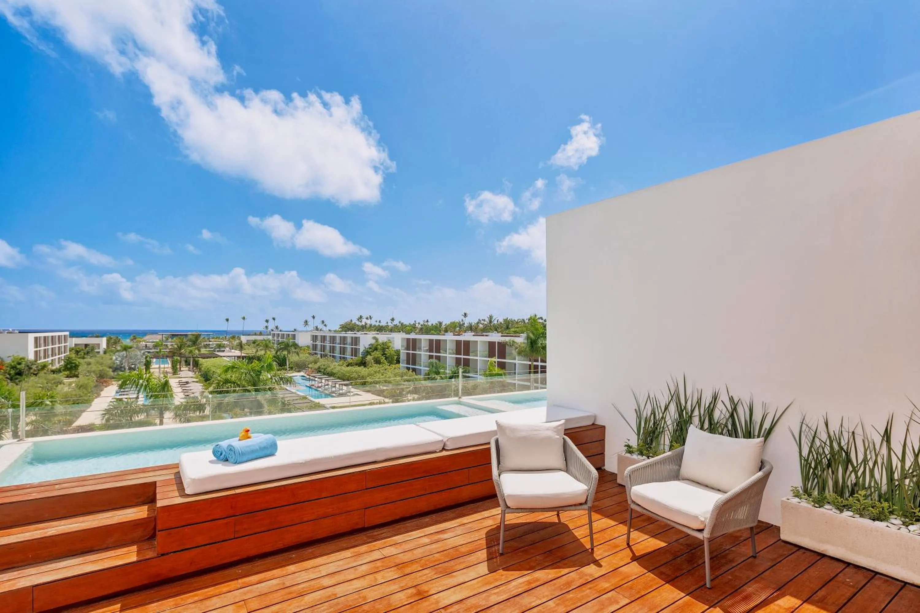 Spring in Live Aqua Punta Cana - All Inclusive - Adults Only