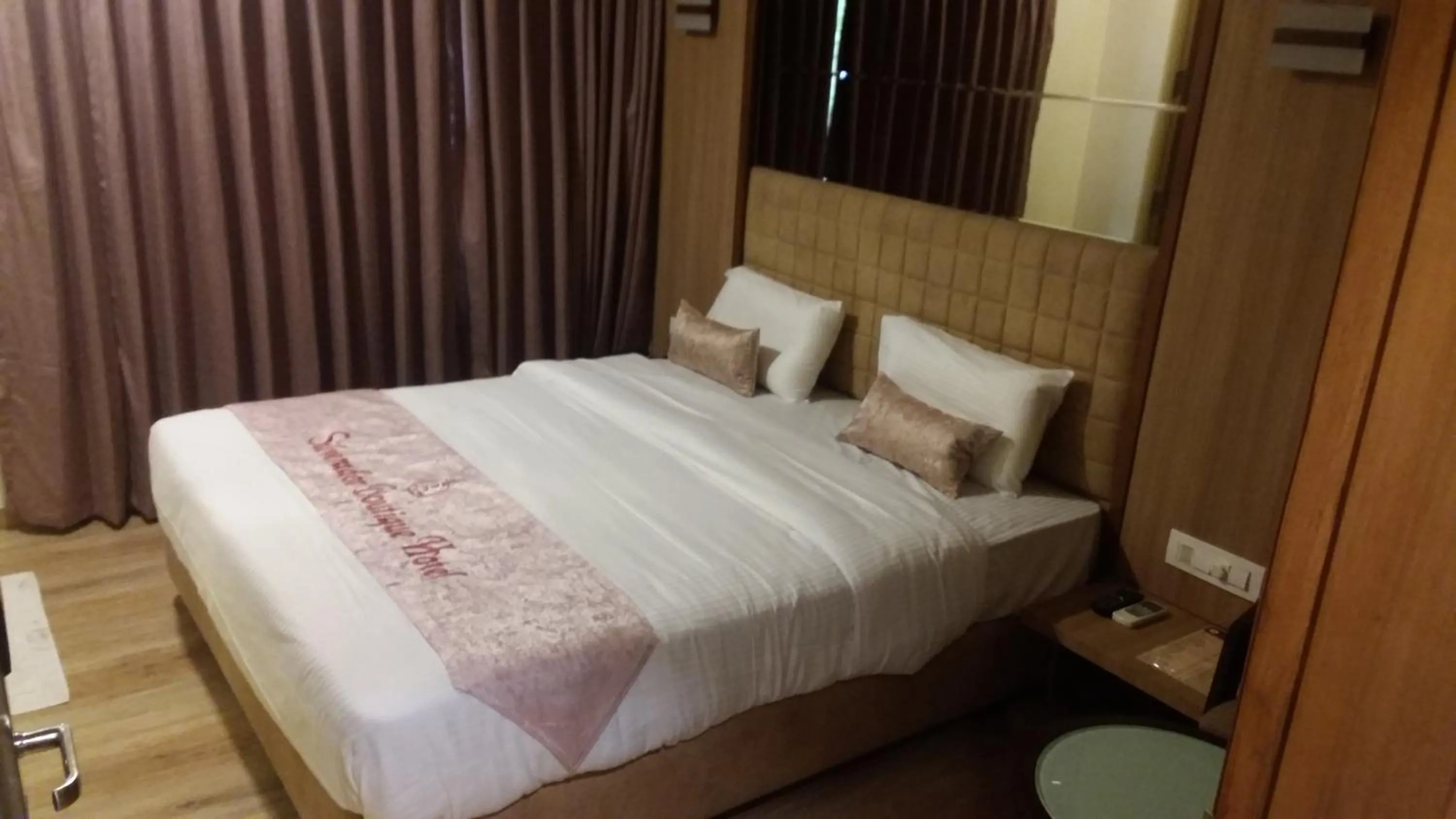 Bed in Silverador Boutique Hotel