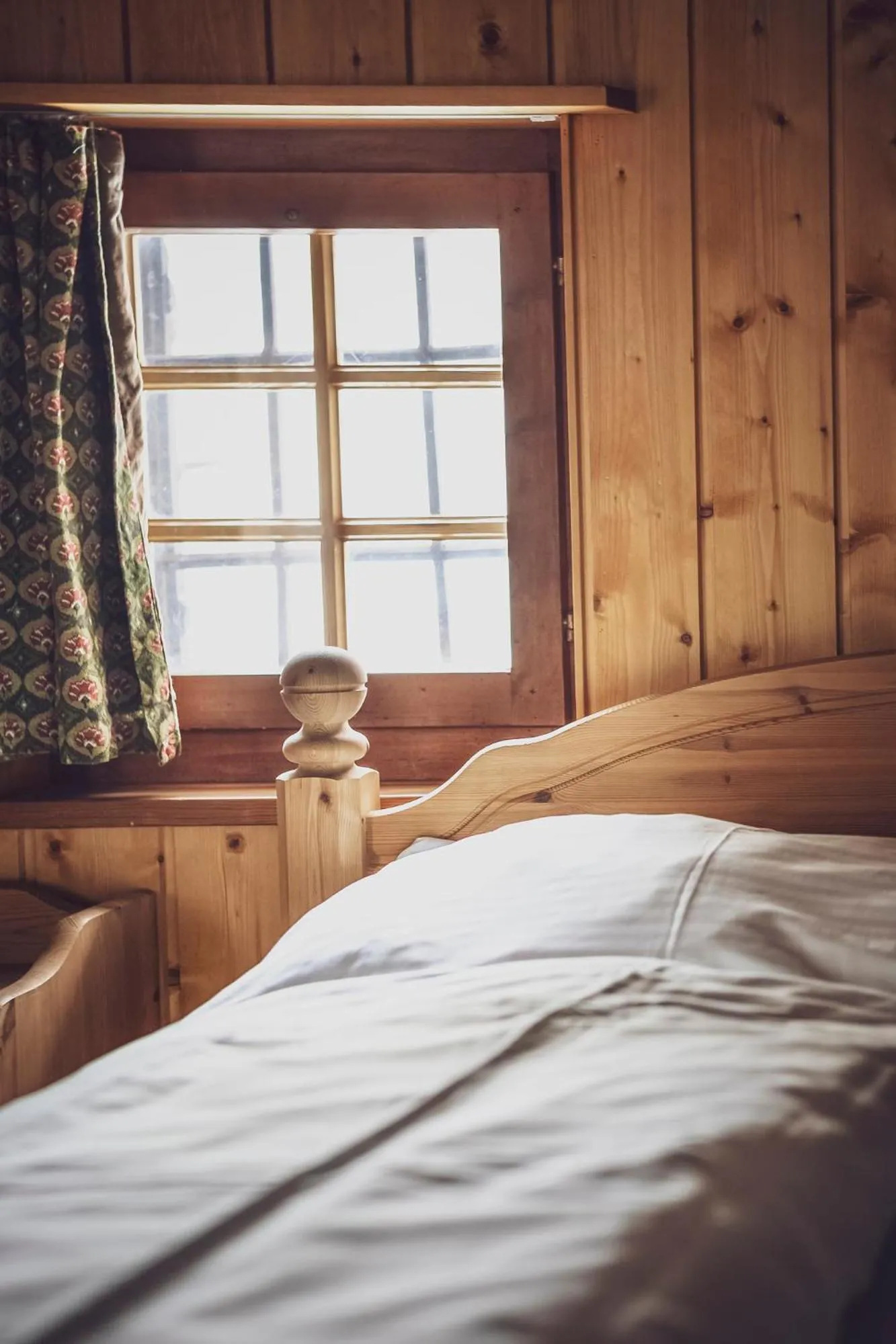 Bed in Davoser Hüsli by Mountain Hotels