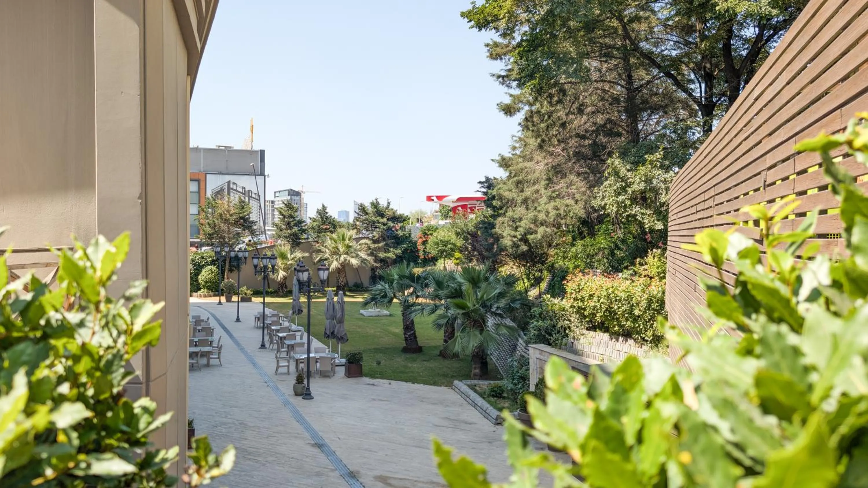 Garden in Istanbul Gonen Hotel