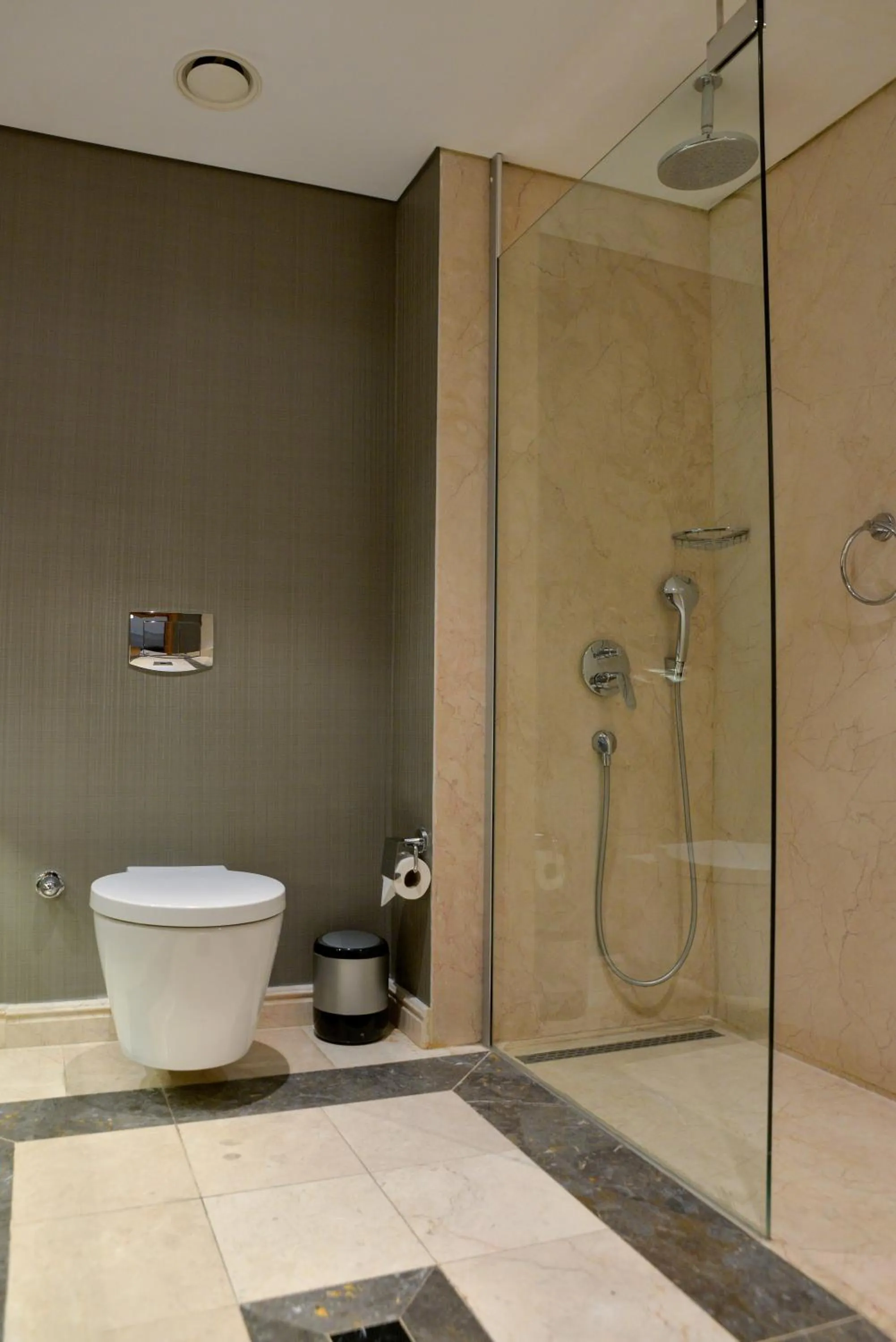 Bathroom in Istanbul Gonen Hotel