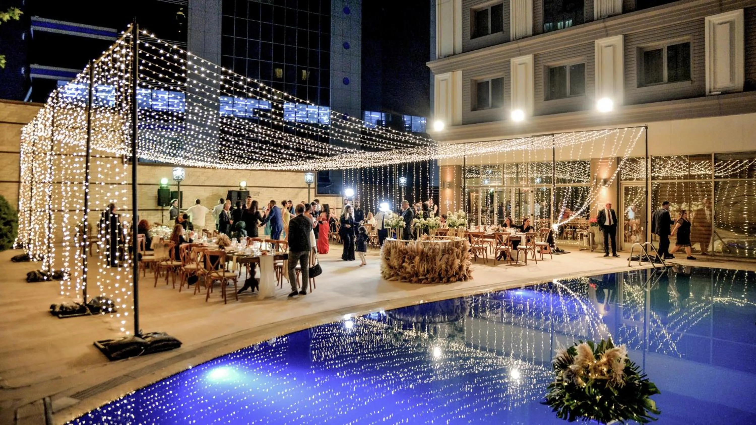 wedding in Istanbul Gonen Hotel