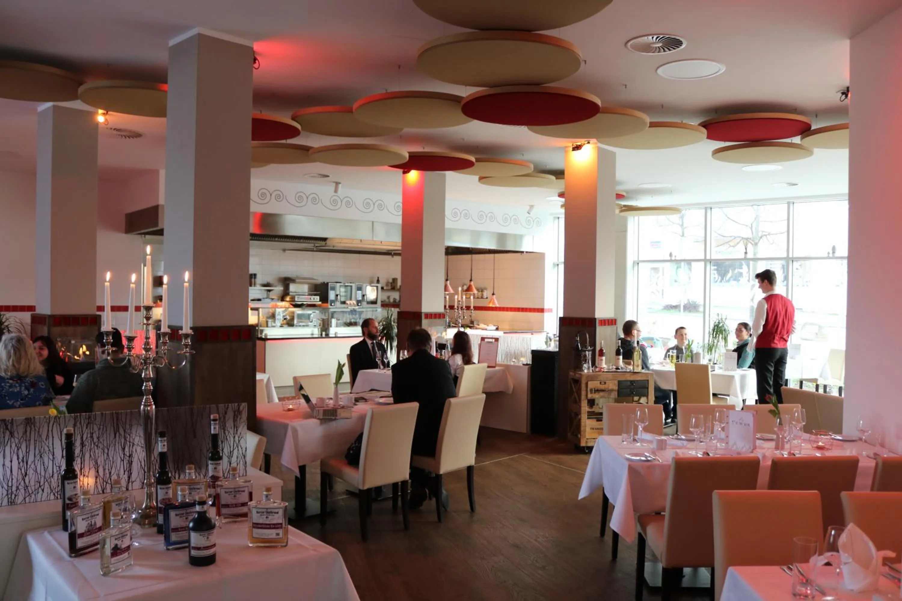 Restaurant/places to eat in Mythenresort Heimdall