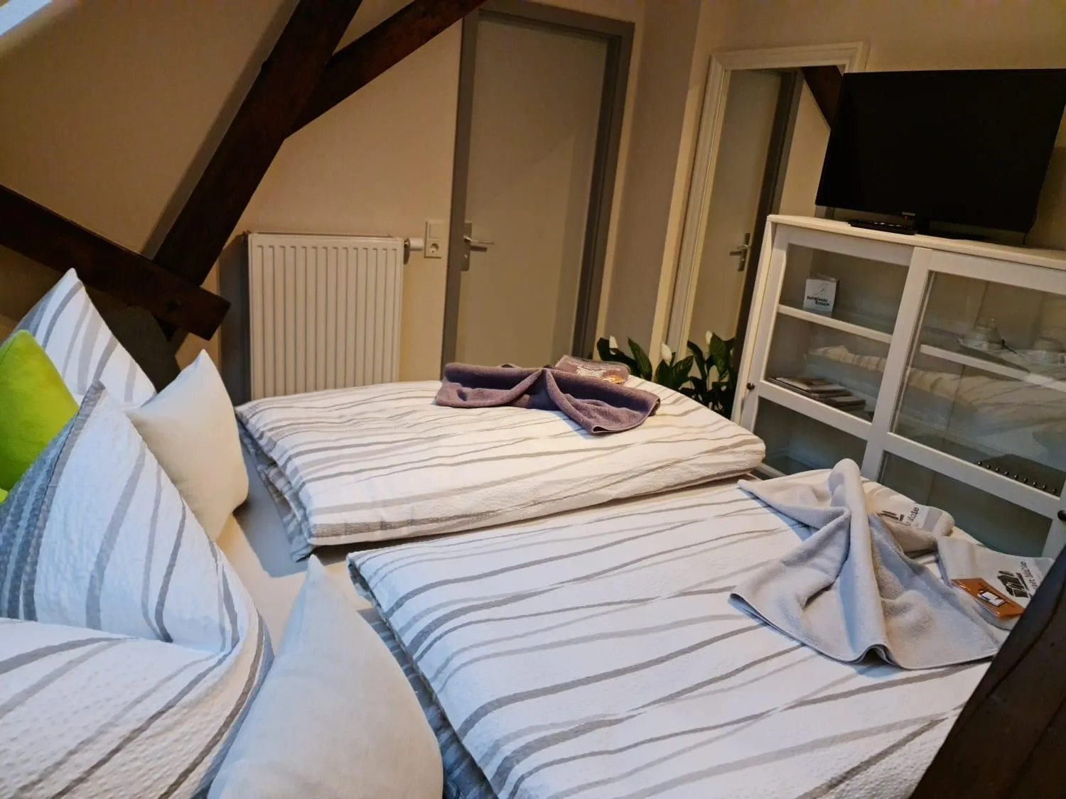 Bed in Biohotel Schönhagener Mühle