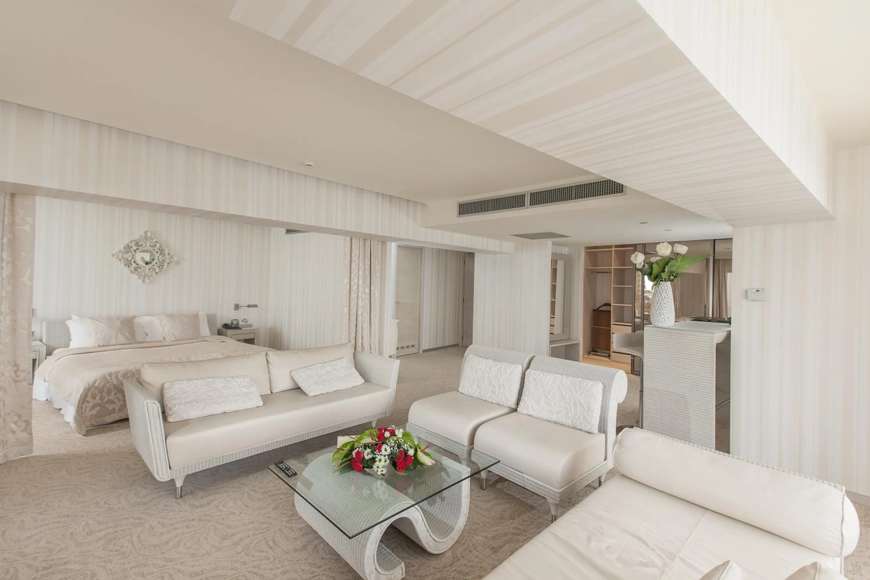 Photo of the whole room, Bed in Vega Hotel