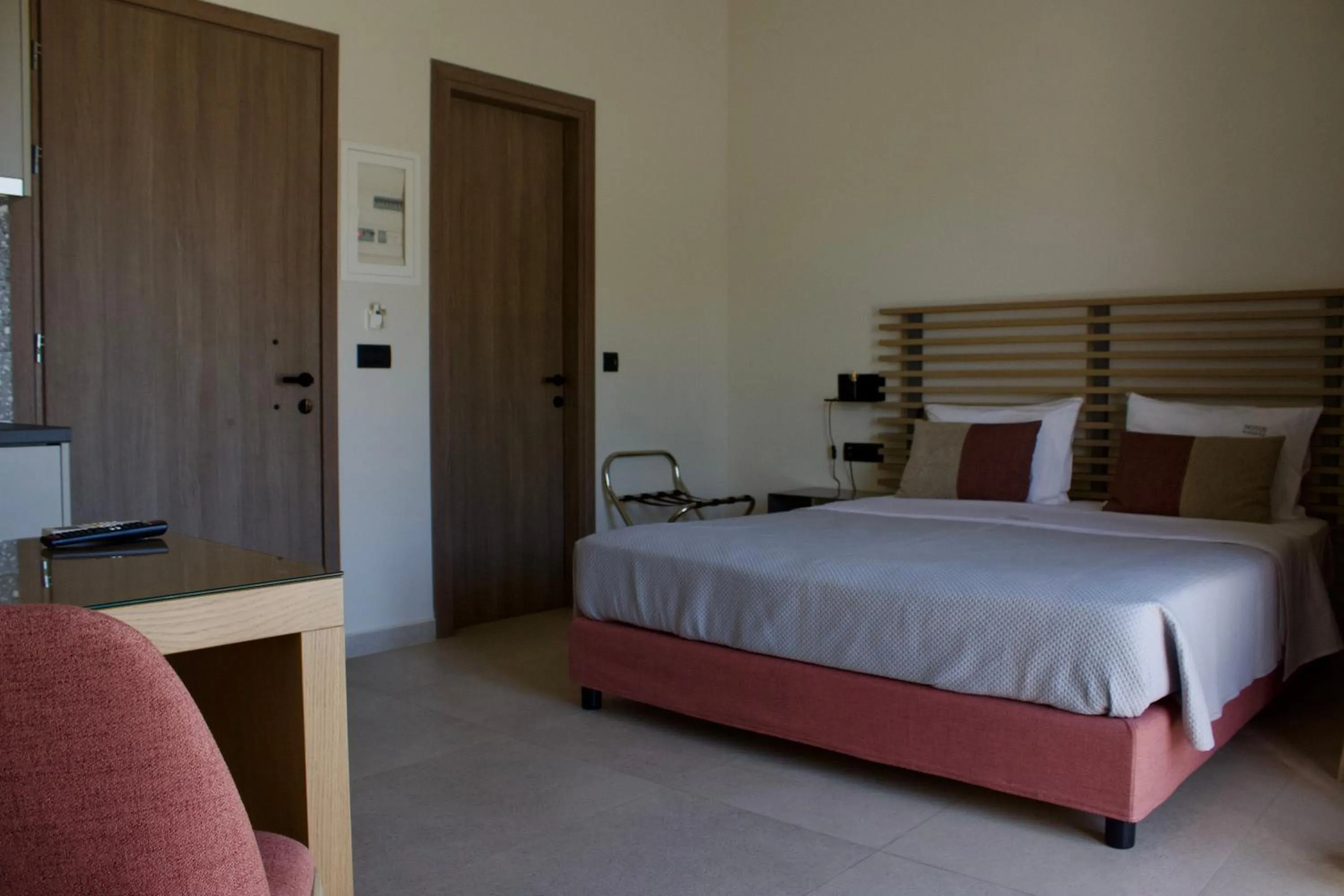 Bed in Notos Luxury Studios