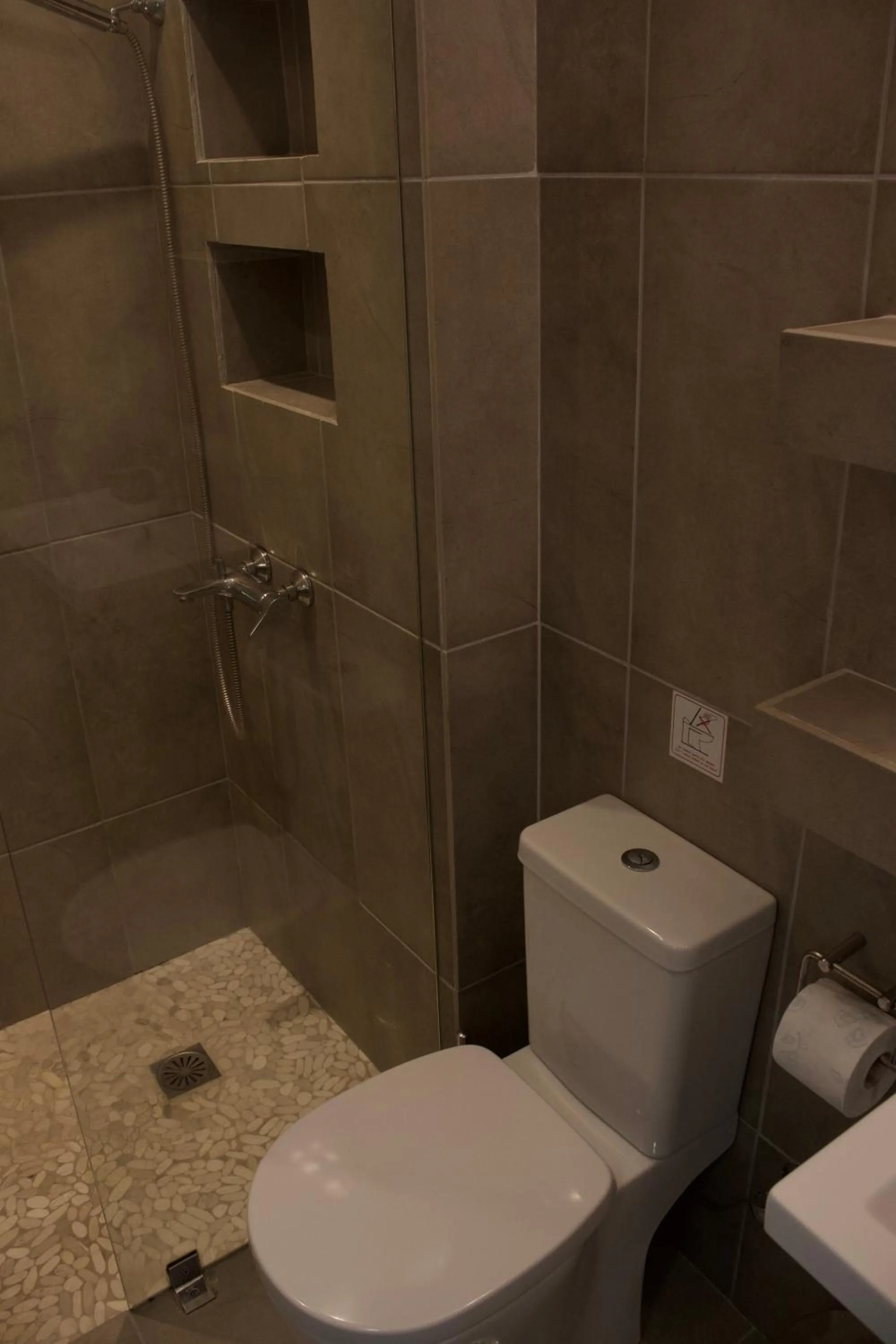 Shower in Notos Luxury Studios