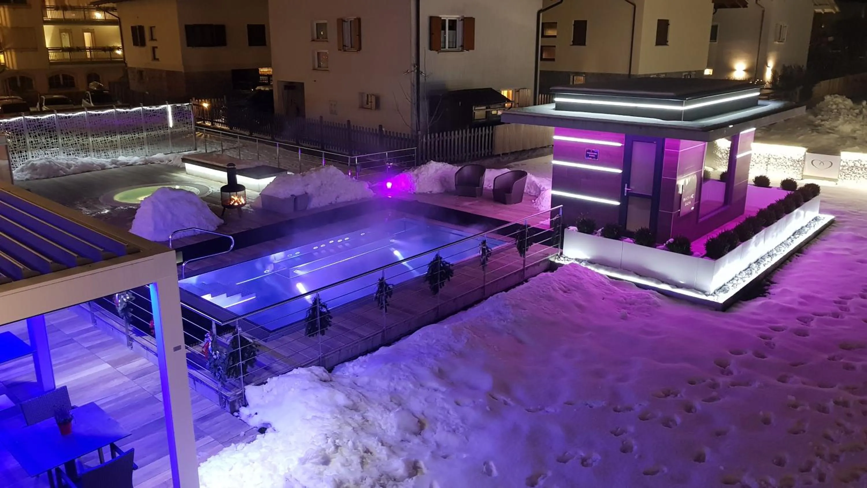 Swimming pool in Dolce Avita Hotel Spa & Resort