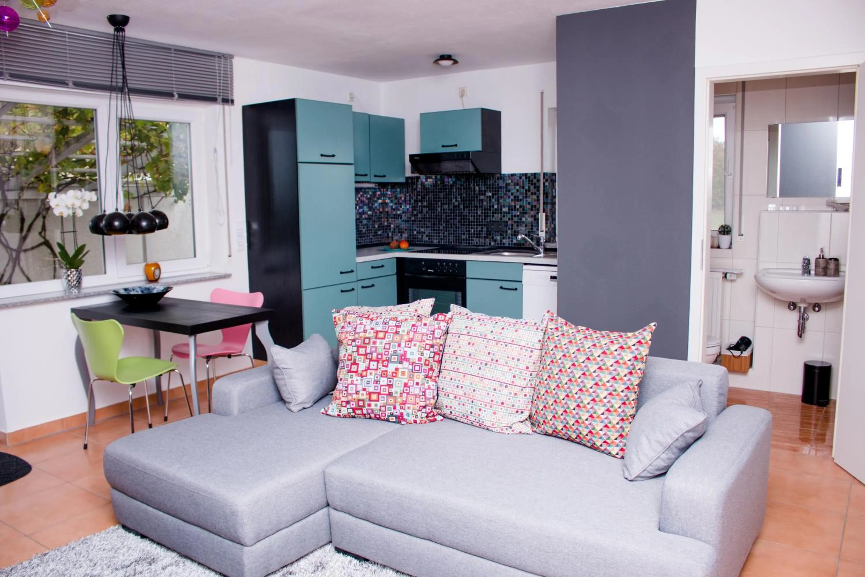 Kitchen or kitchenette in Art & Nature Apartments in der Nähe FFM-Messe