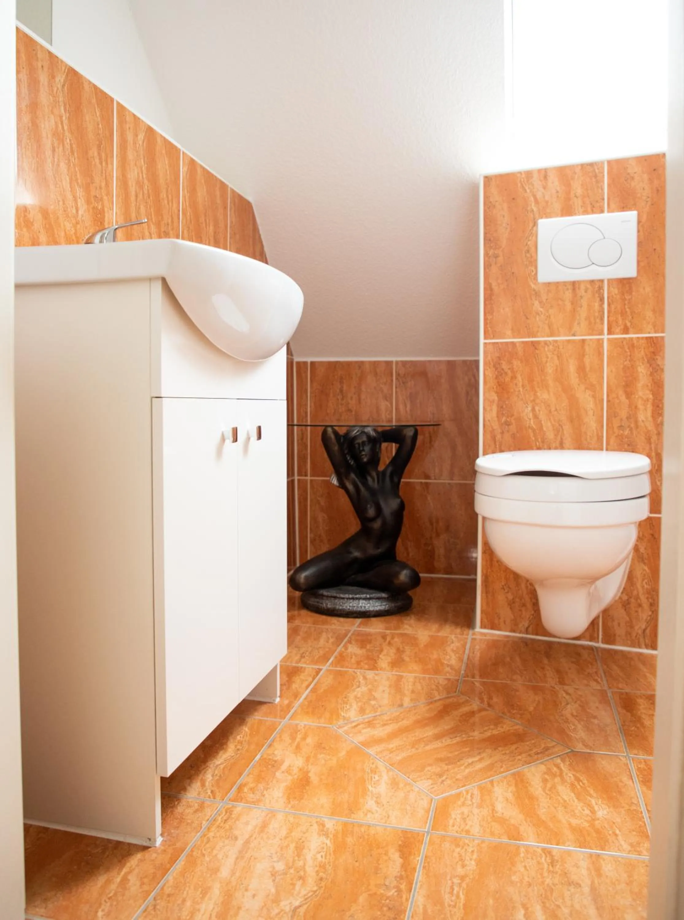 Toilet in Art & Nature Apartments in der Nähe FFM-Messe