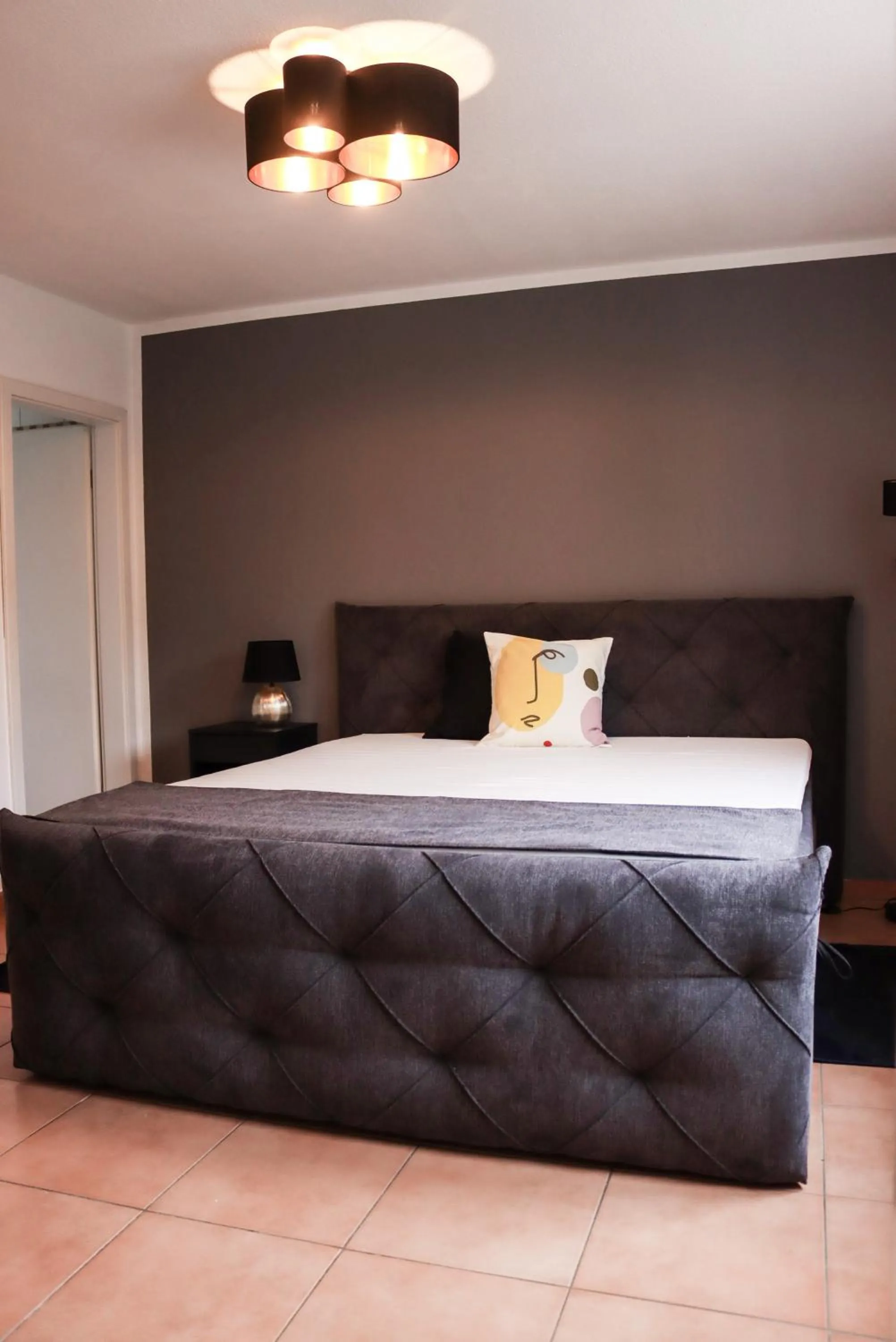 Bedroom, Bed in Art & Nature Apartments in der Nähe FFM-Messe