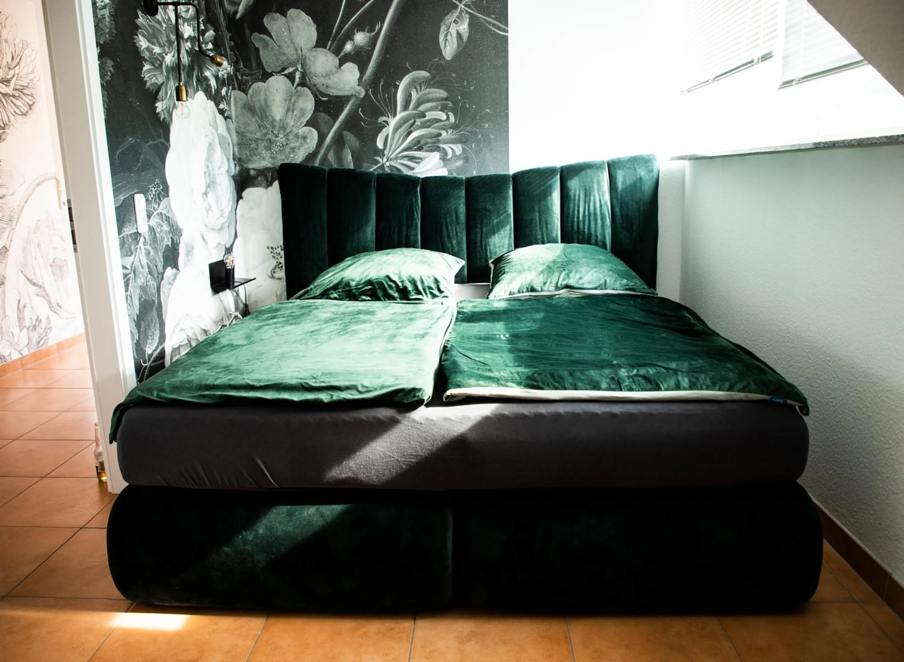 Bedroom, Bed in Art & Nature Apartments in der Nähe FFM-Messe