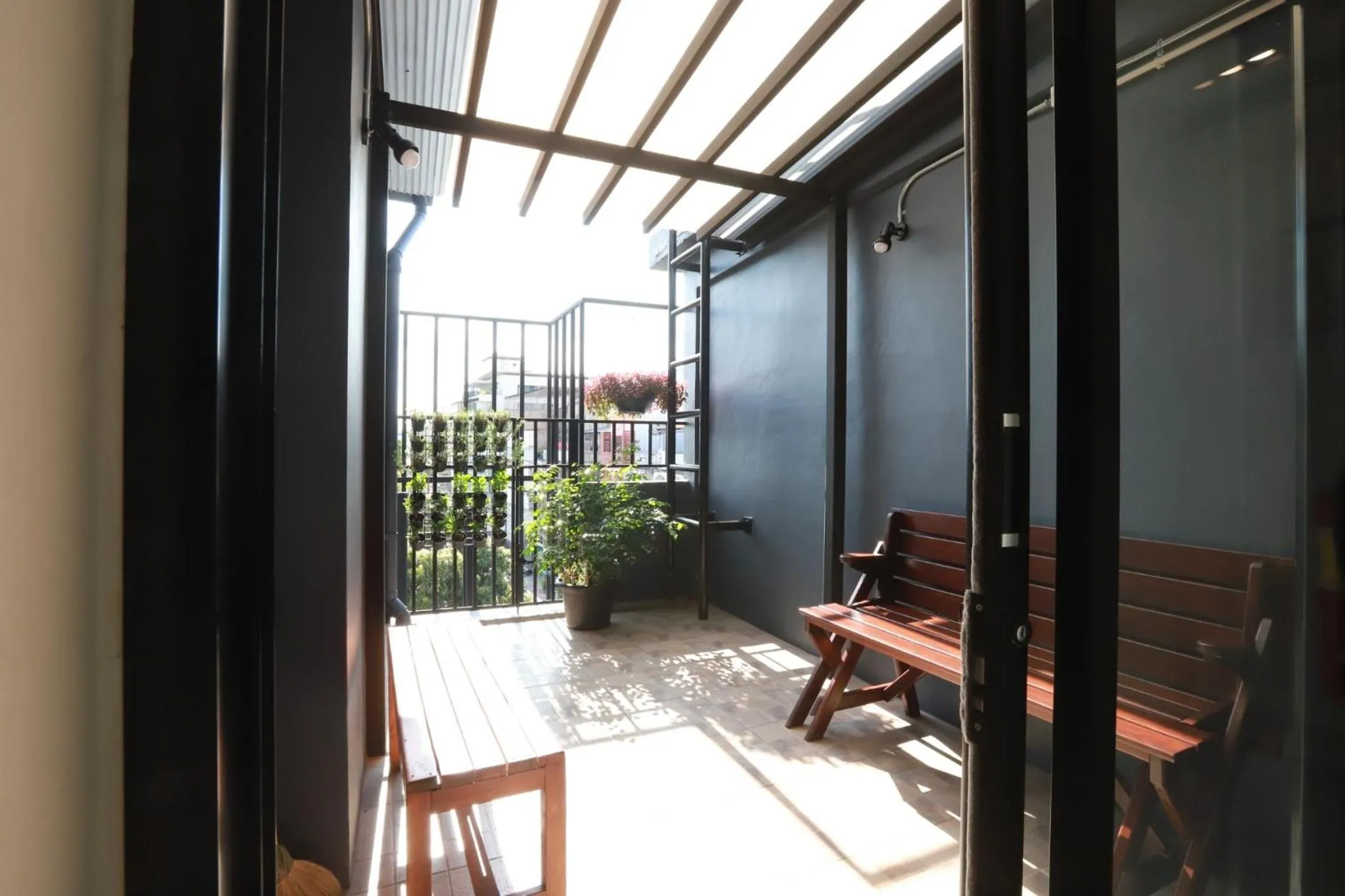 Inner courtyard view in Post Factory Bed & Breakfast