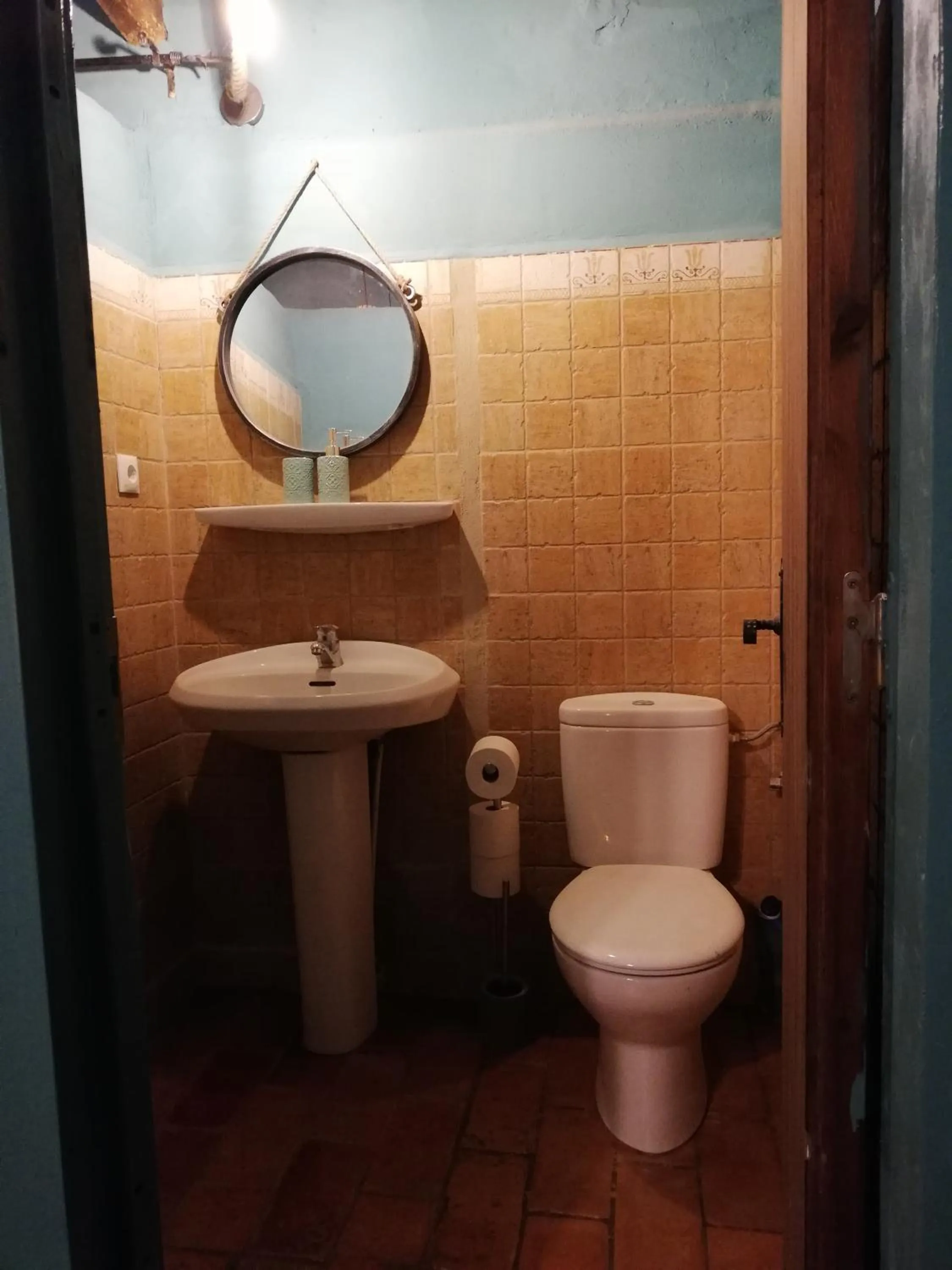 Toilet in Mas Del Llop Blanc - Dog friendly Hostal Rural - B&B
