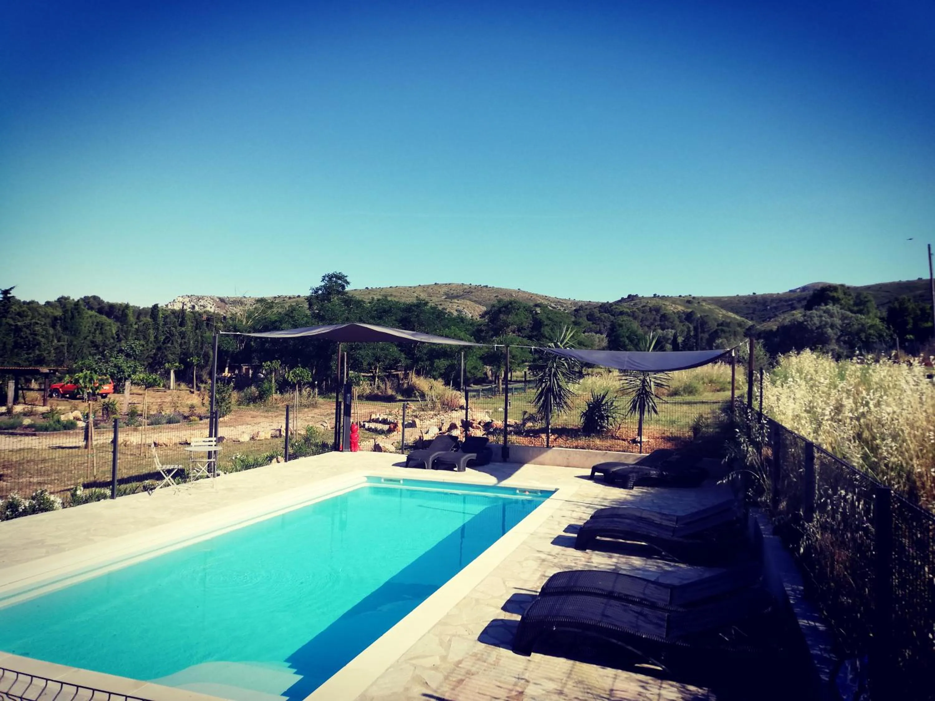 Day in Mas Del Llop Blanc - Dog friendly Hostal Rural - B&B