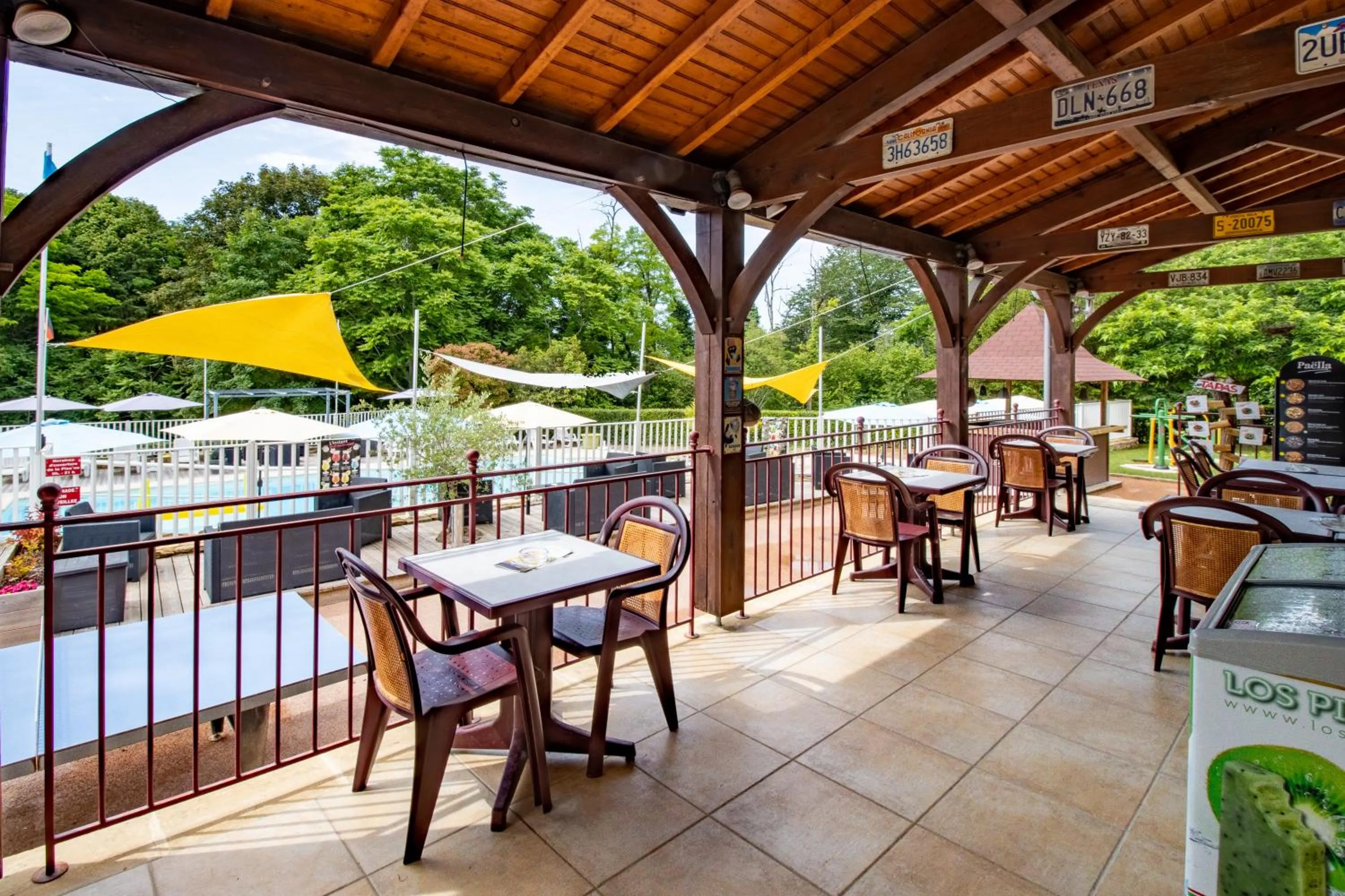 Balcony/Terrace in Les Chalets d'Argentouleau