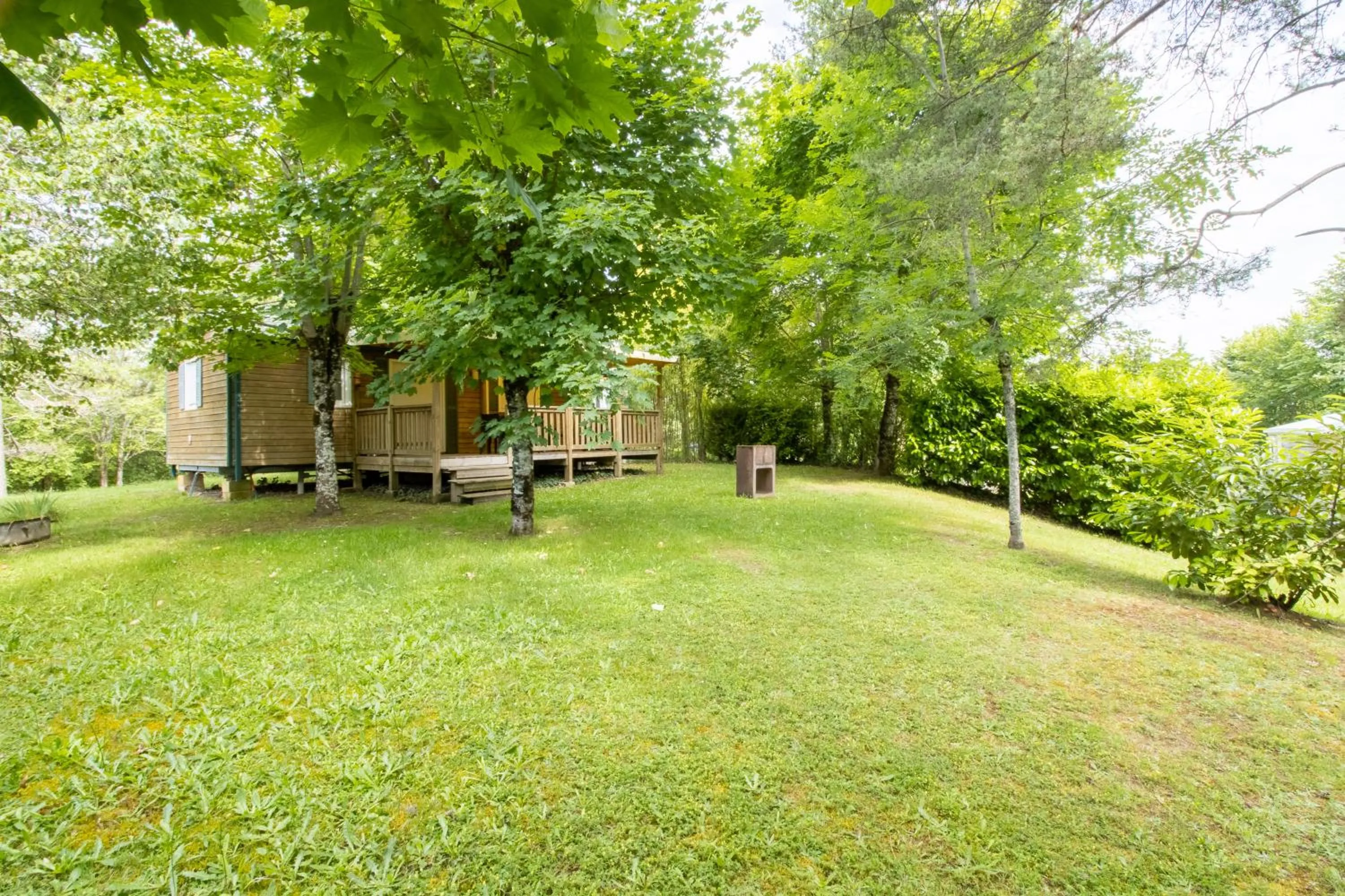 Garden view in Les Chalets d'Argentouleau