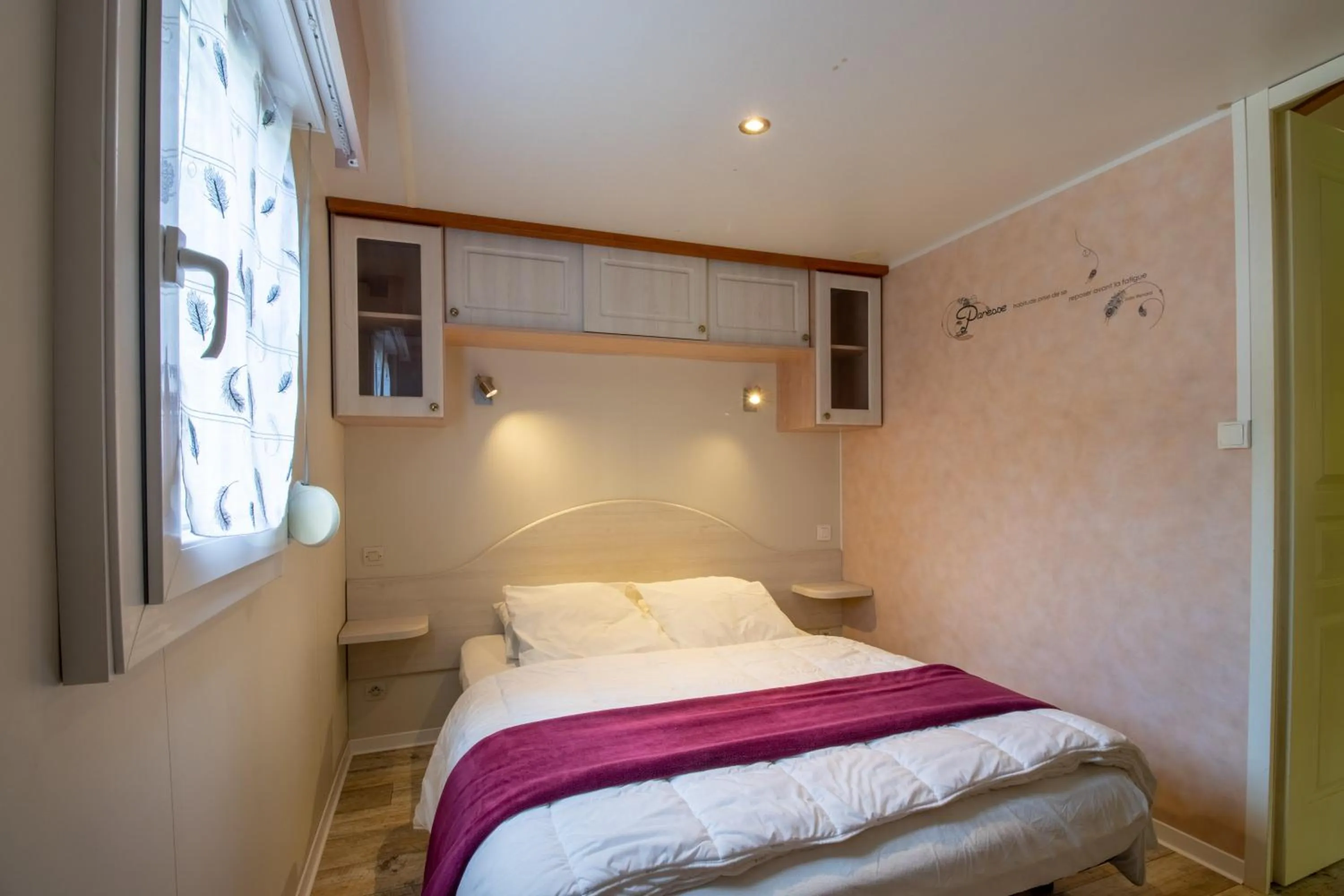 Bedroom, Bed in Les Chalets d'Argentouleau