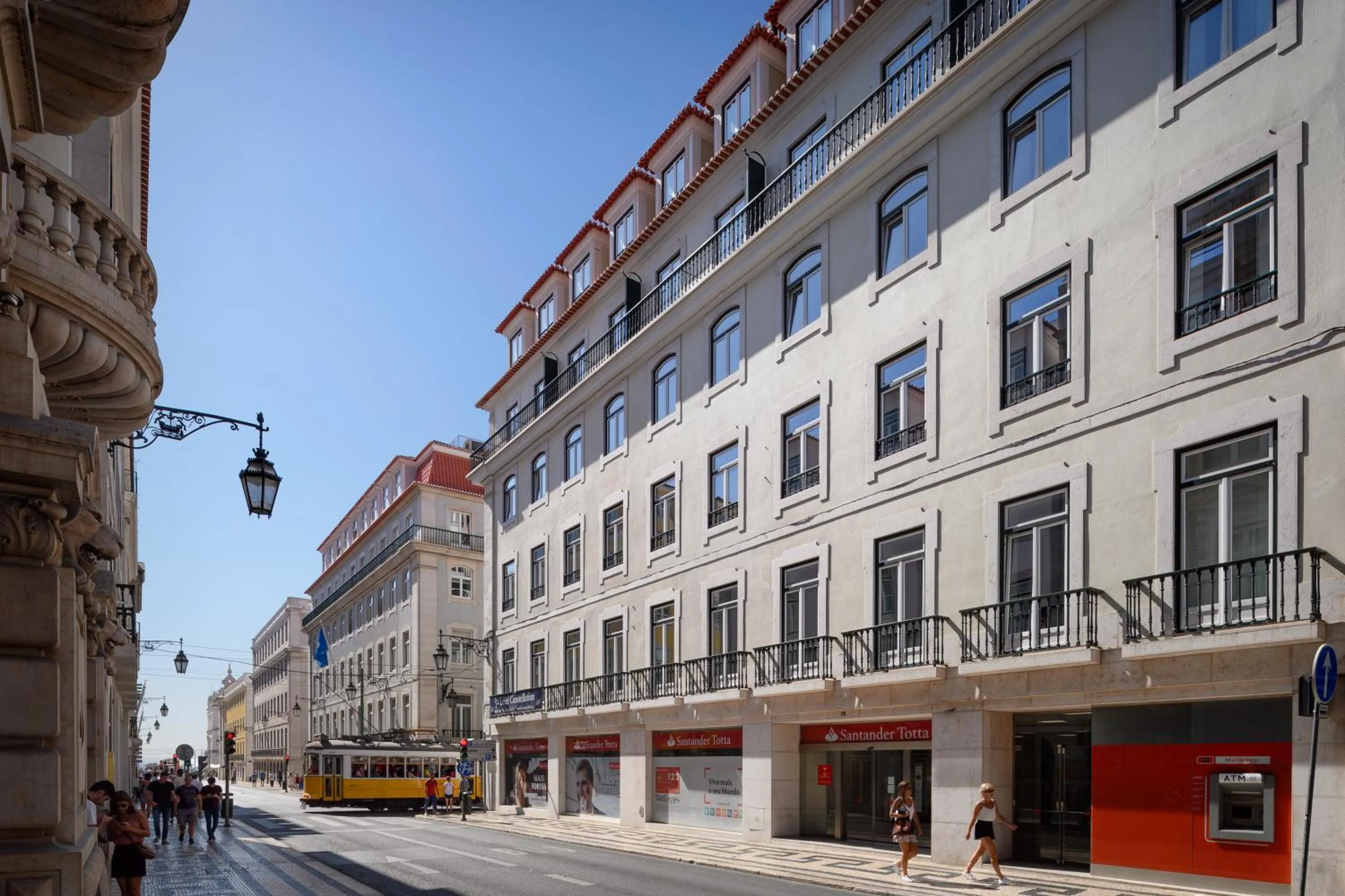 Property building in Ouro Grand by Level Residences