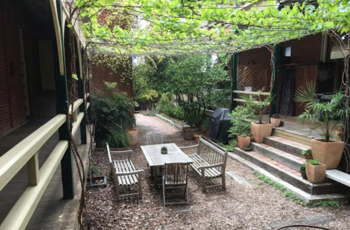 Holmhurst Guest House