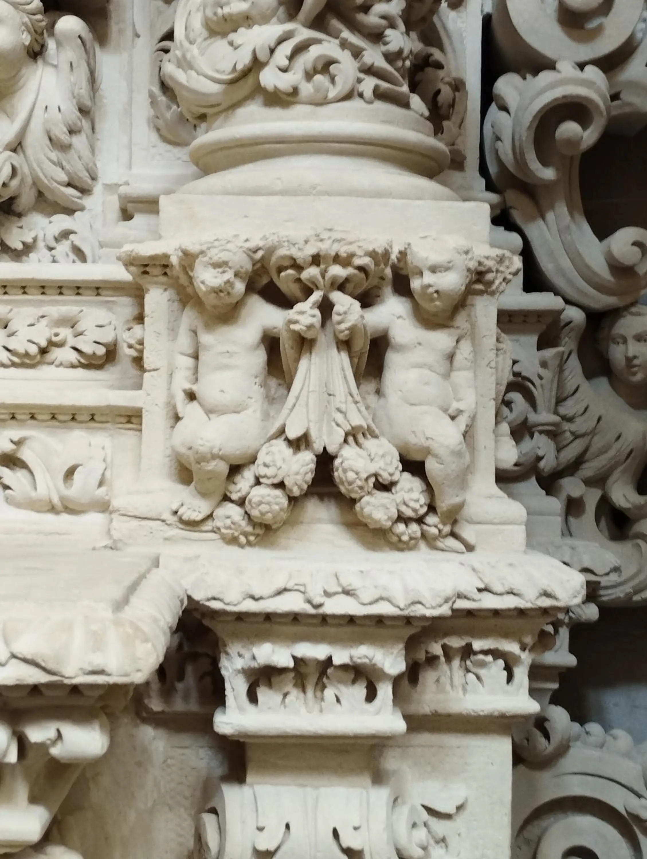 Nearby landmark in acasadienrico