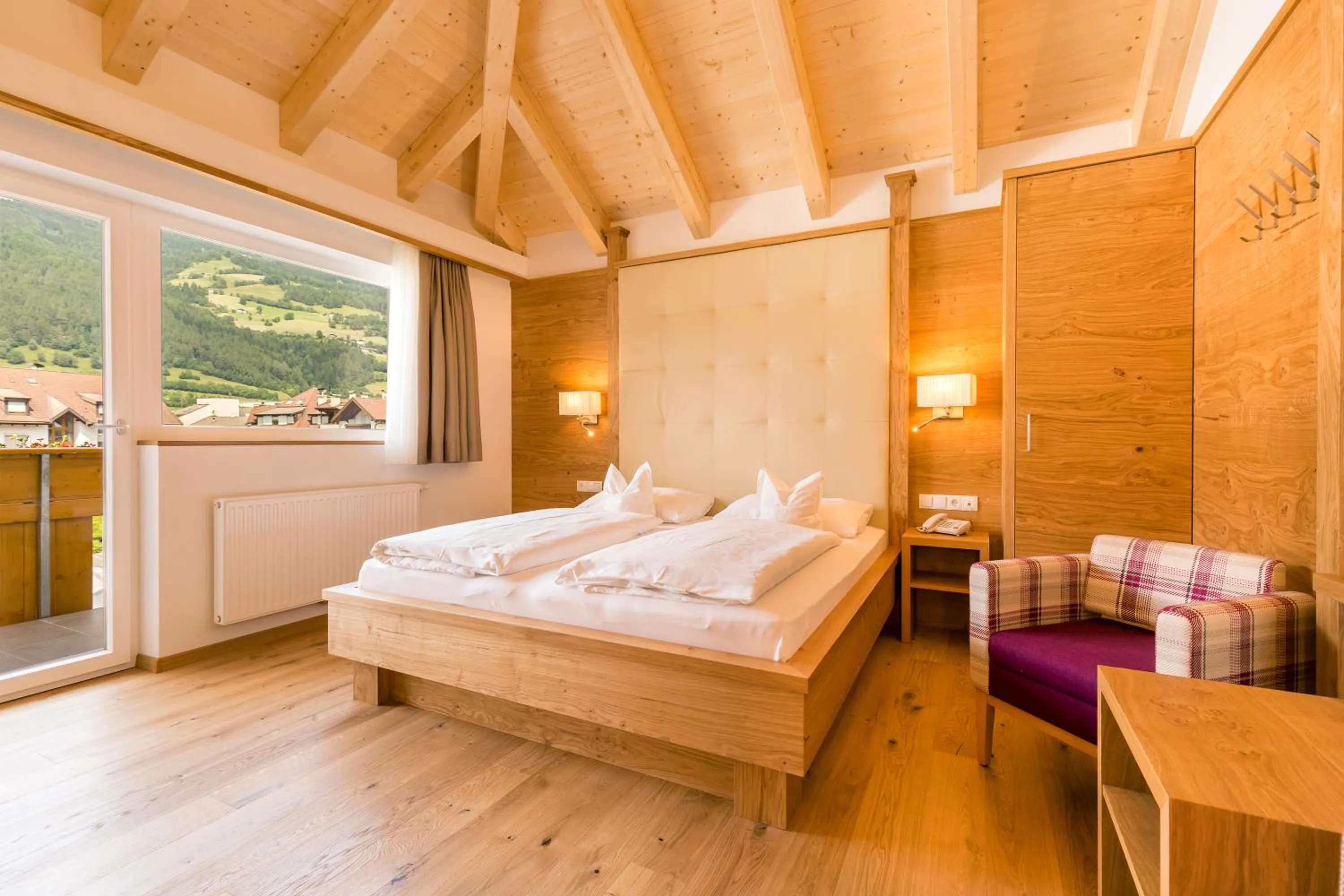 Day, Bed in Hotel Rosskopf