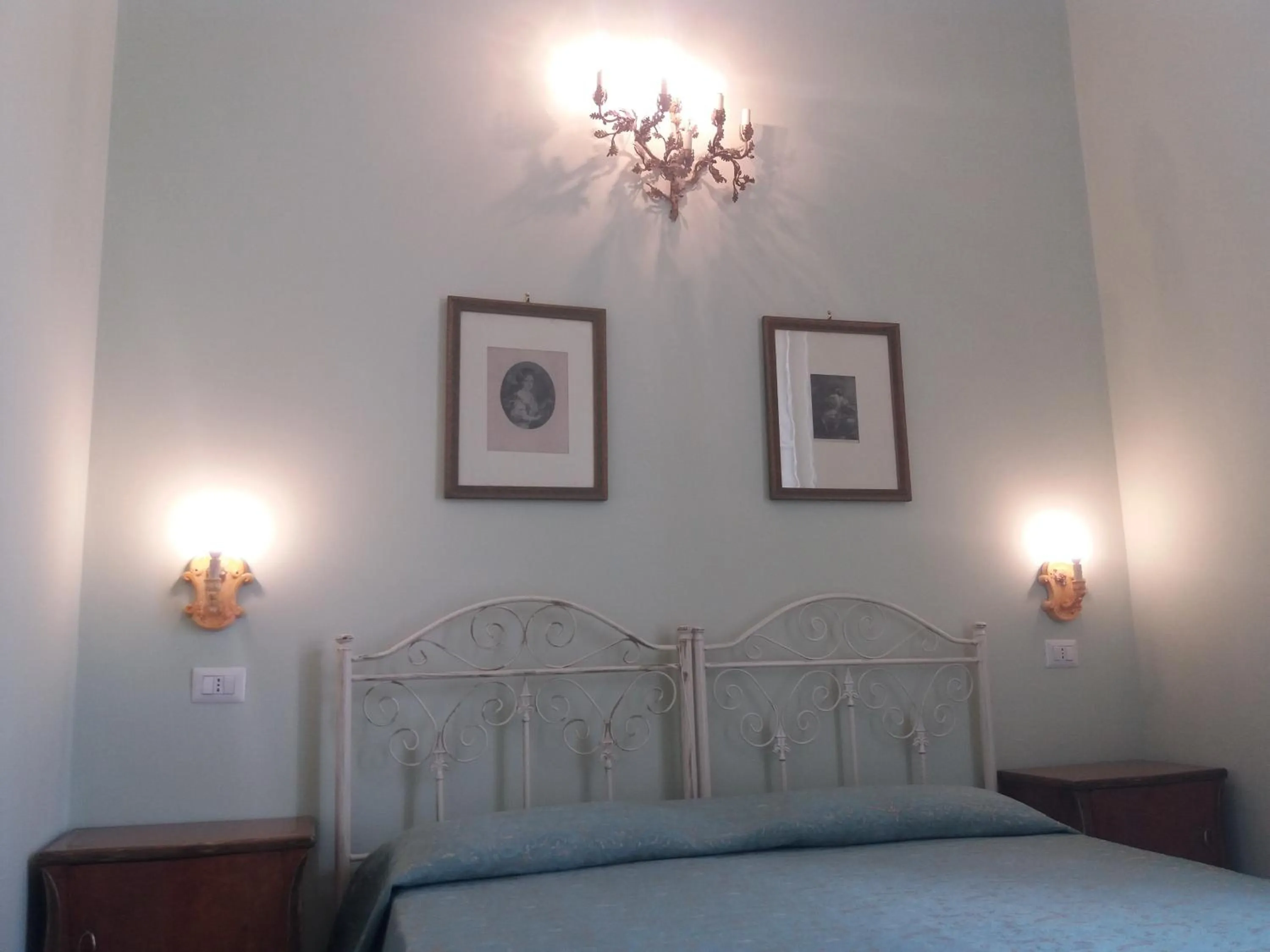 Bed in Antico Palazzo Spinola
