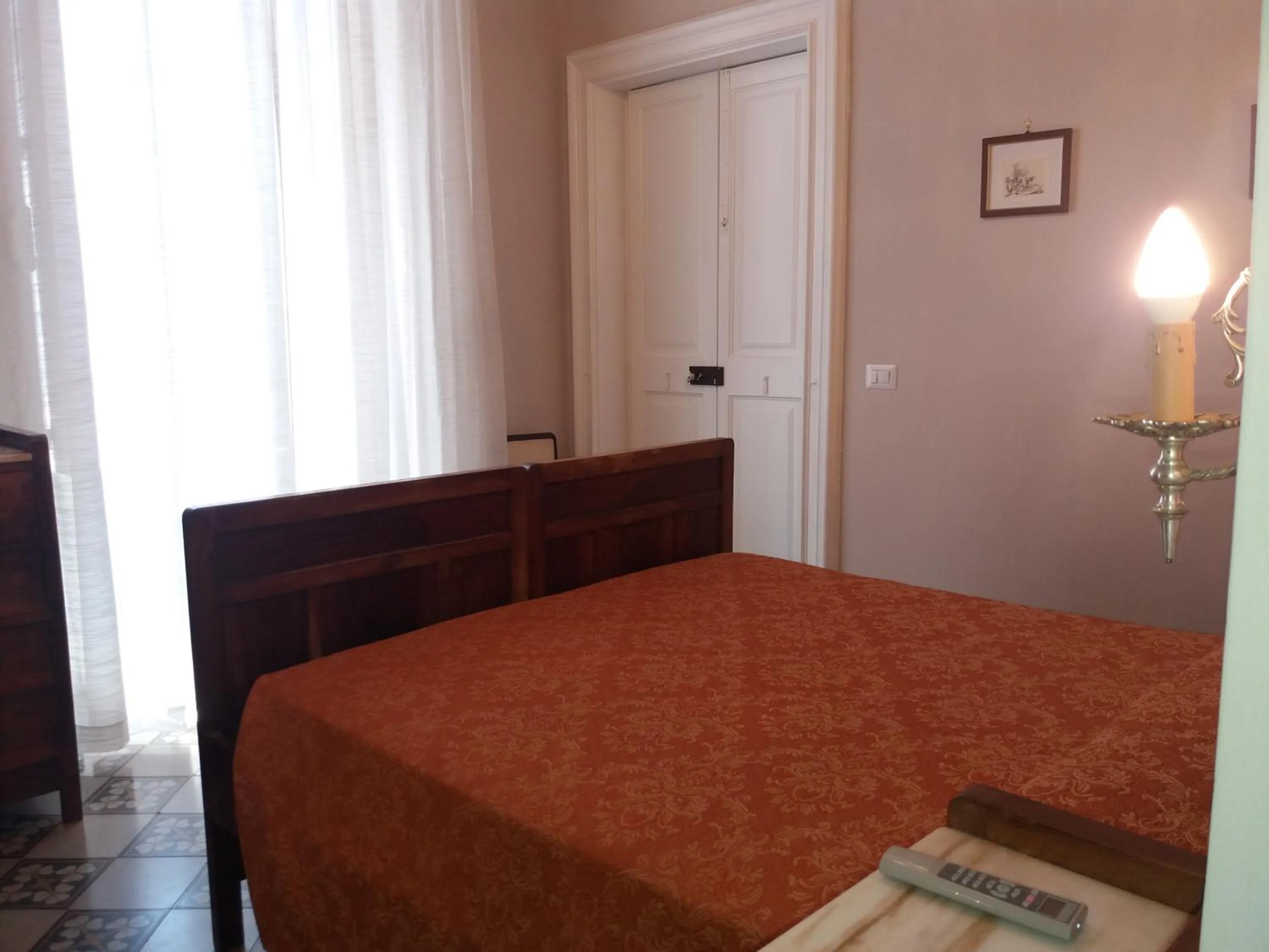 Bed in Antico Palazzo Spinola