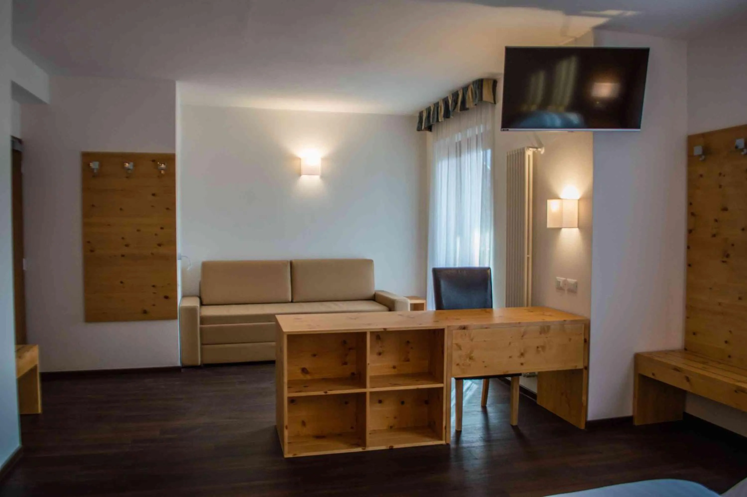 TV and multimedia in Hotel Villa Fosine