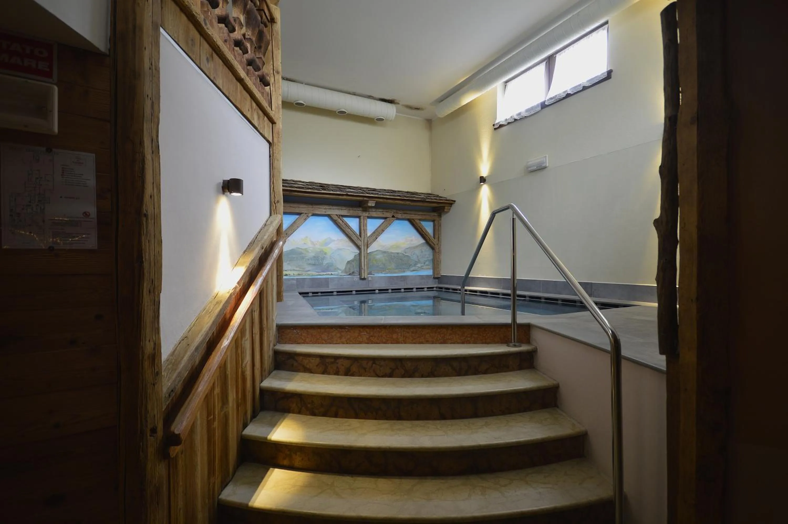 Pool view in Hotel Villa Fosine