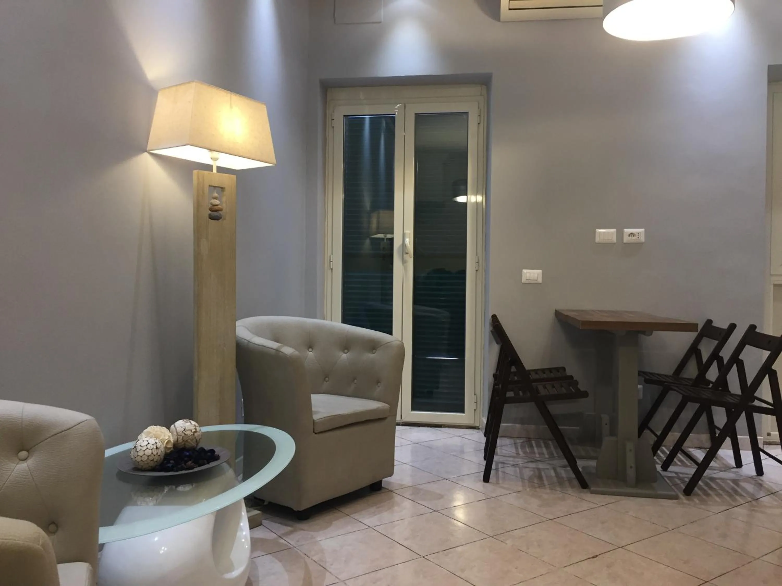 Living room in Bakirooms