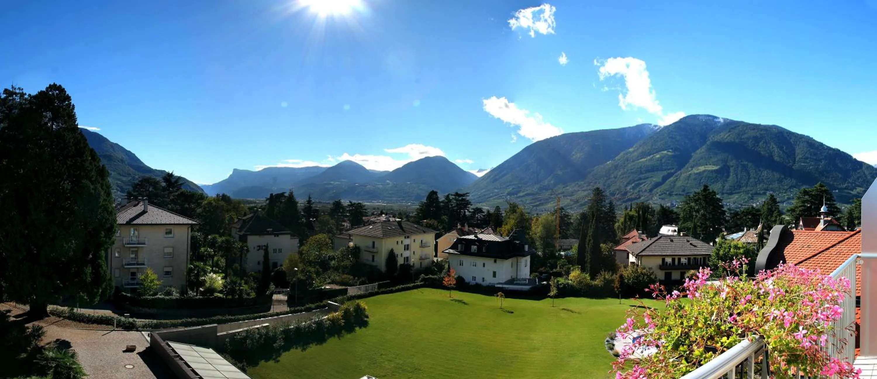 Garden view in Das Filipinum