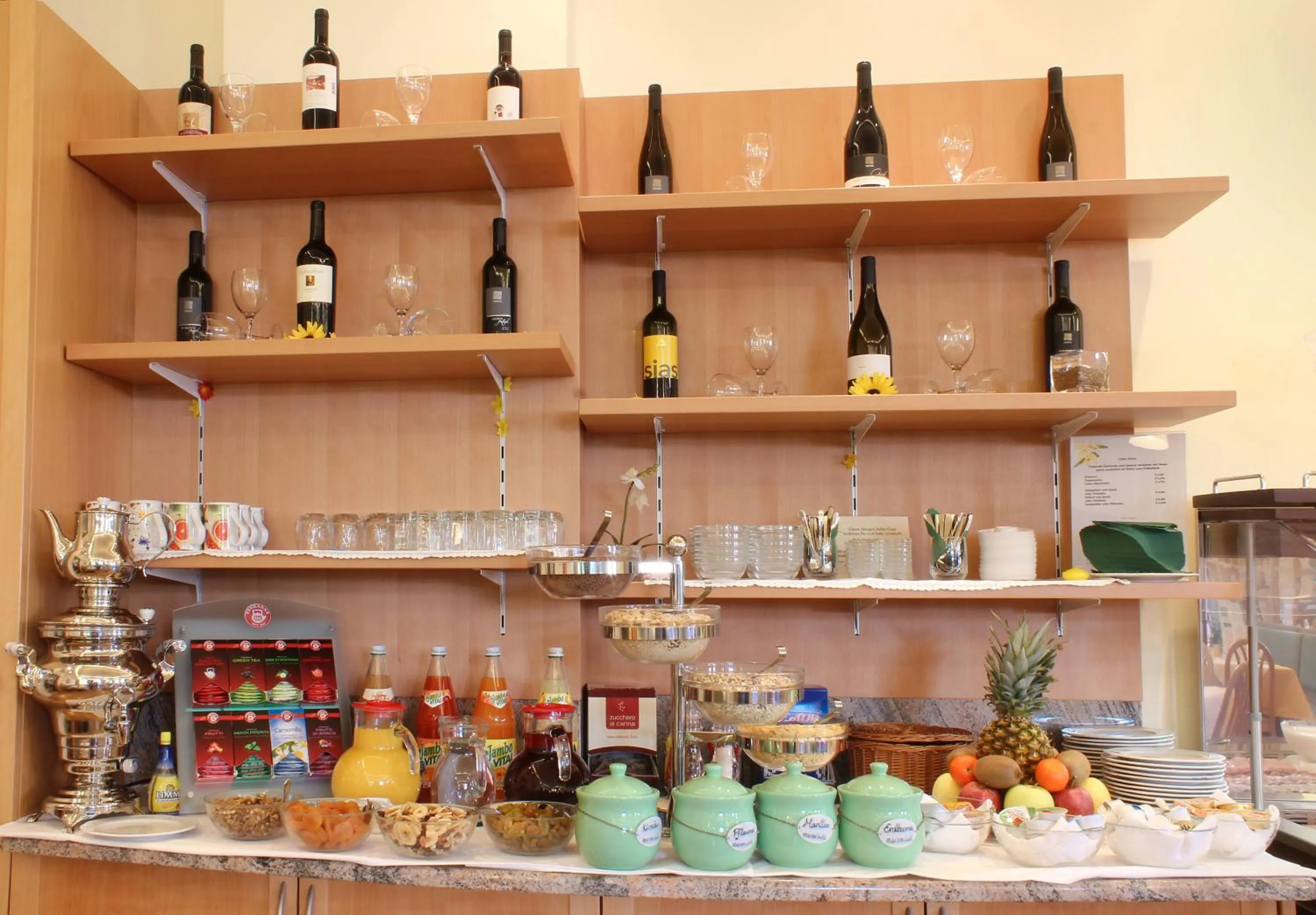 Food and drinks in Das Filipinum