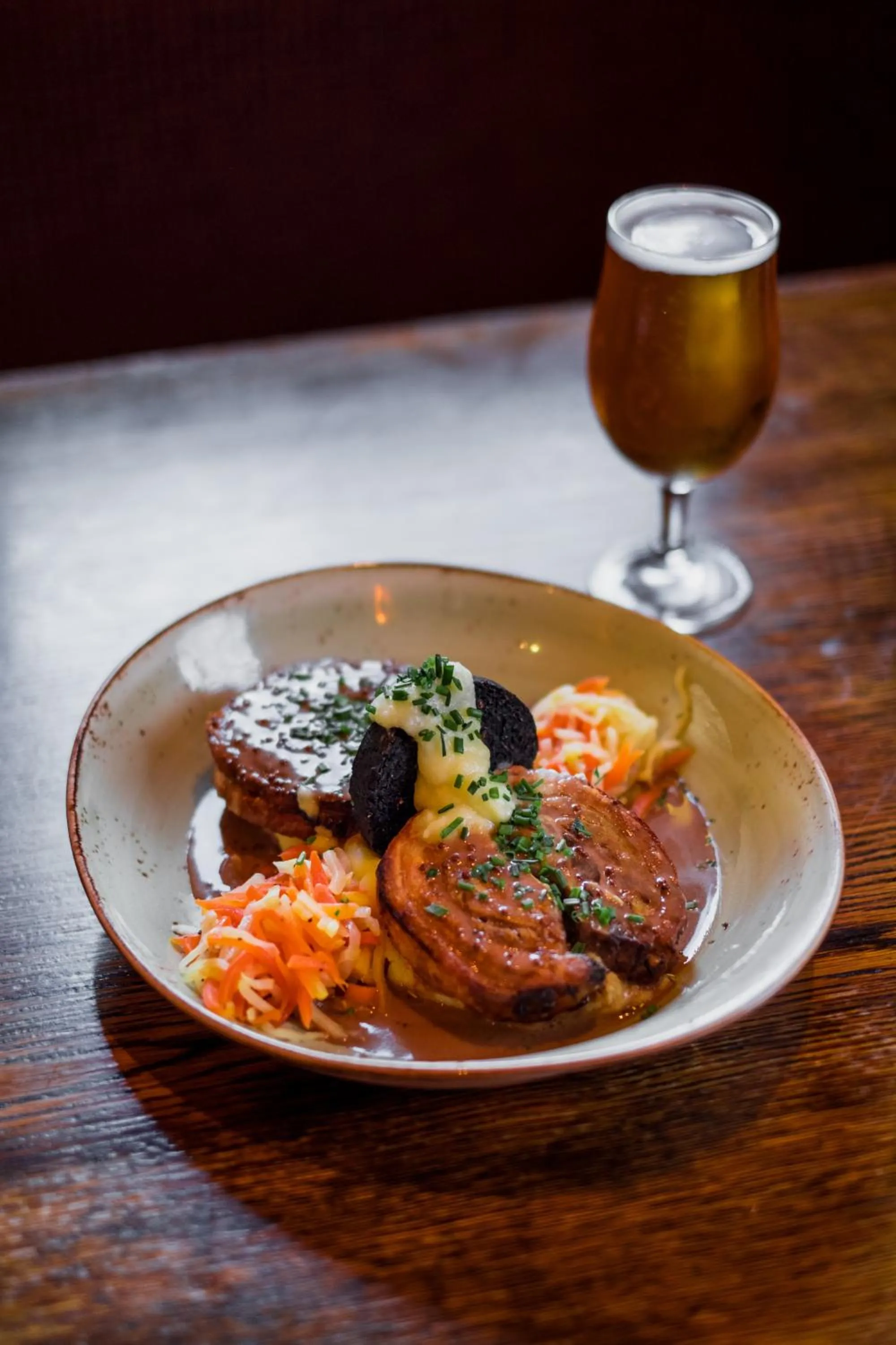 Restaurant/places to eat in The Old Mill Inn