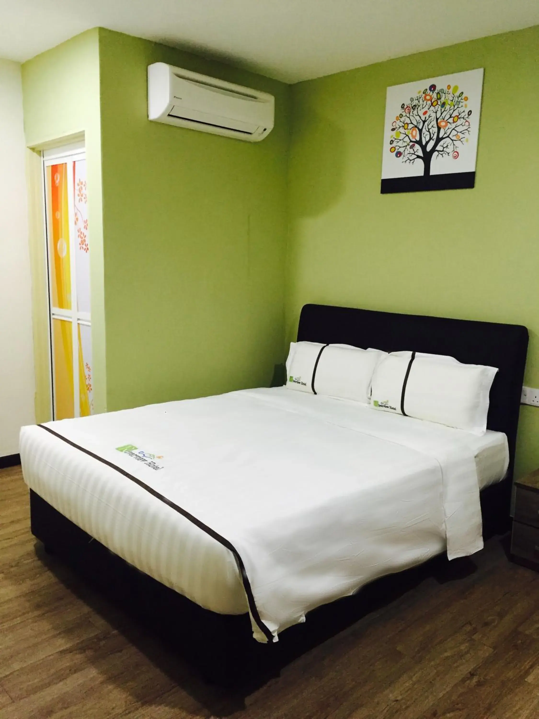 Superior Deluxe Double or Twin Room in Riverview Hotel Superior Deluxe Double or Twin Room in Riverview Hotel