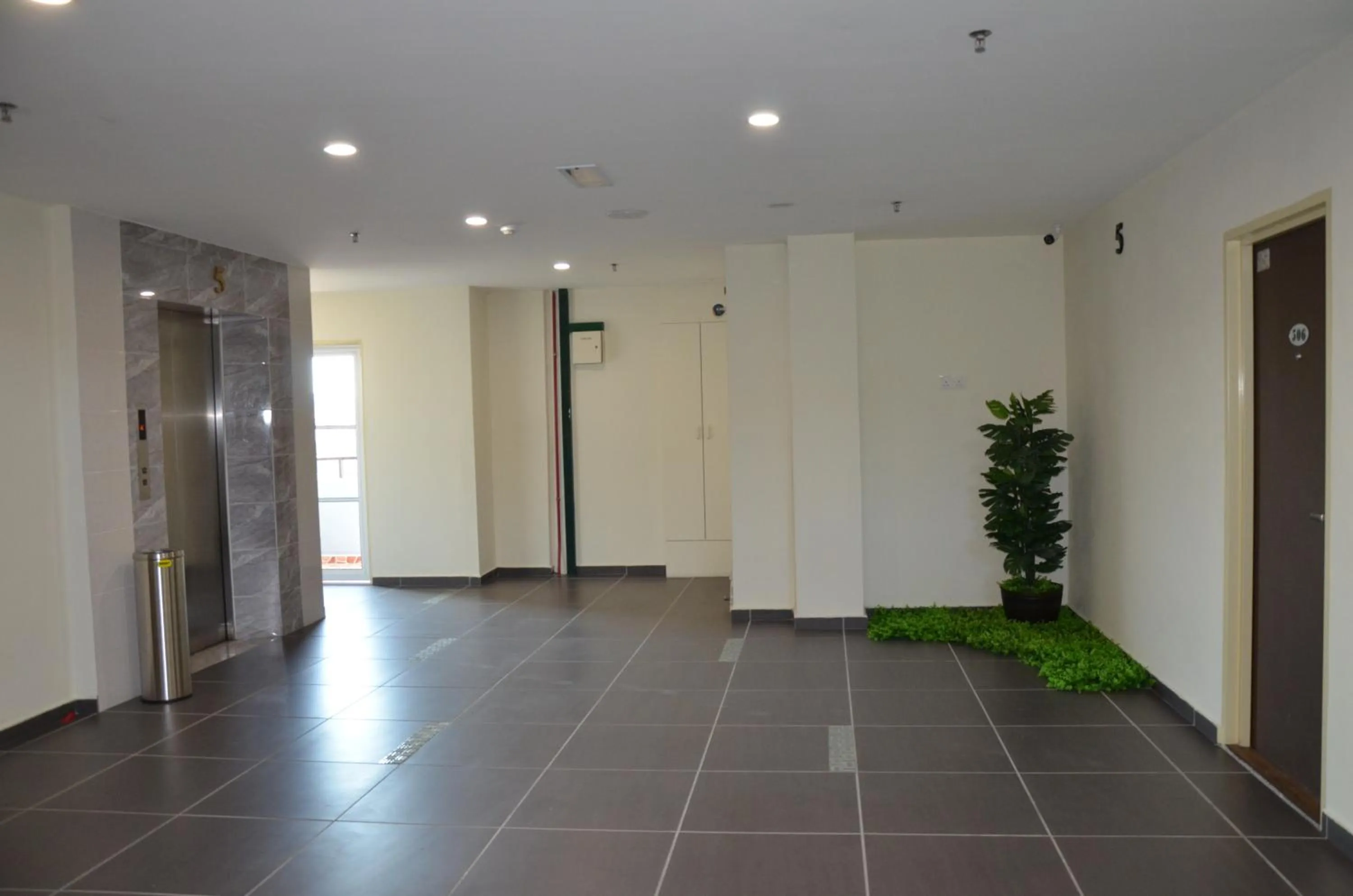 Floor plan in Riverview Hotel