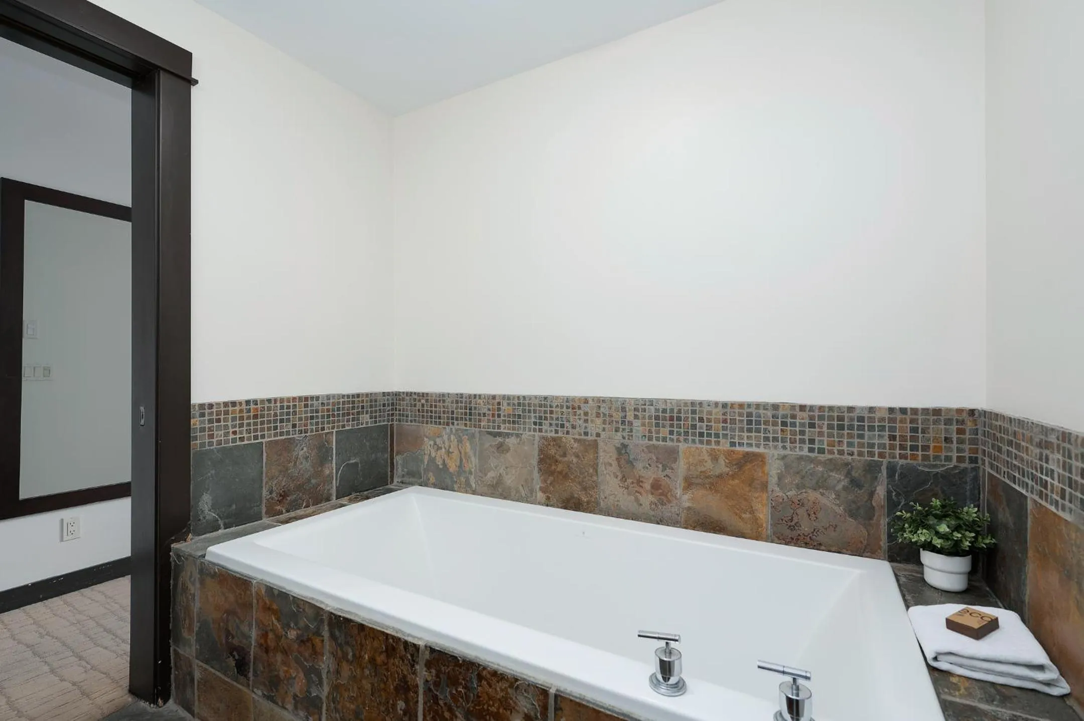 Bath in Heavenly Mountain Condo managed by Little Sister Getaways