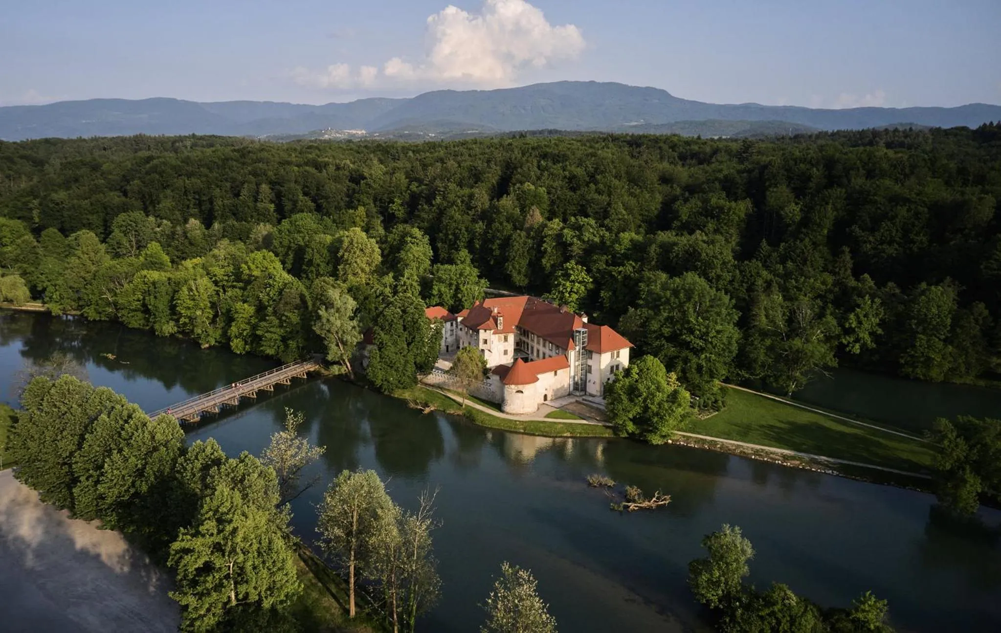 Property building in Hotel Grad Otočec - Relais Chateaux