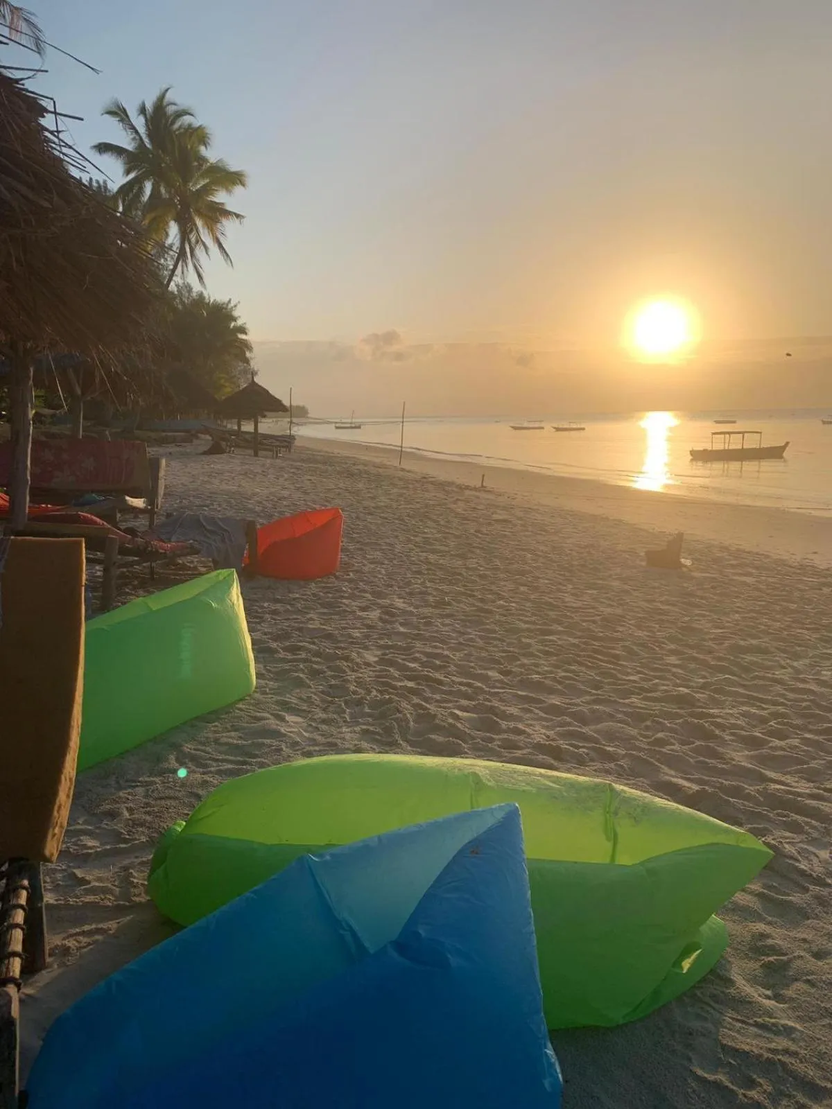 Juani beach bungalows