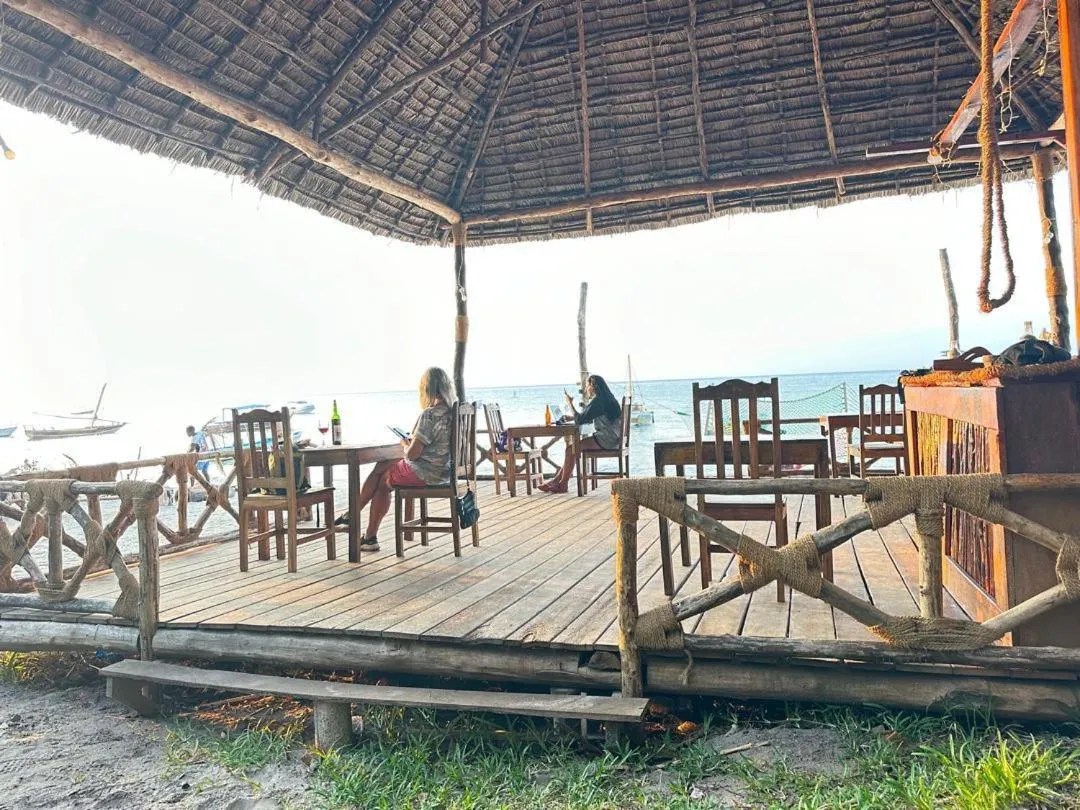 Juani beach bungalows