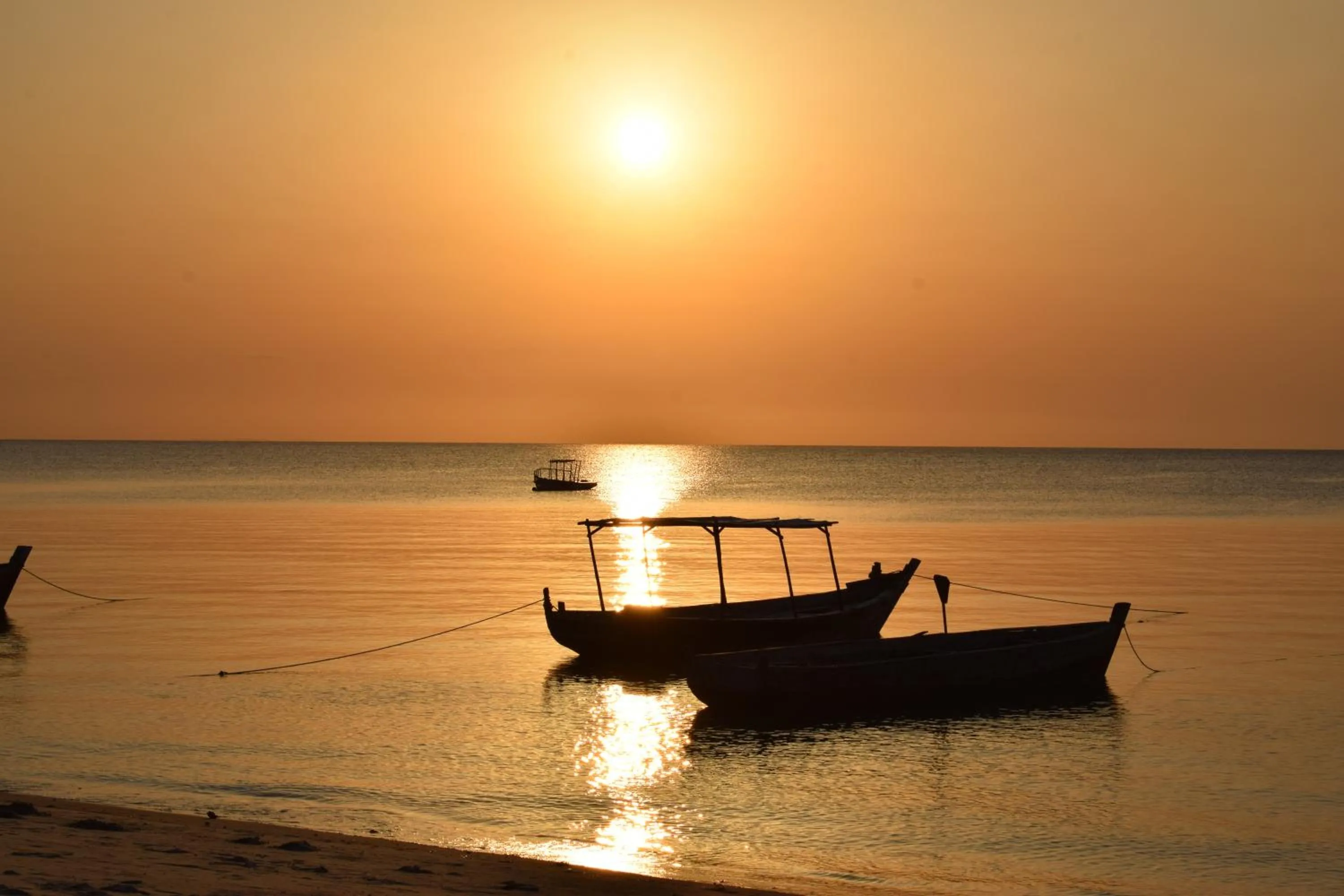 Juani beach bungalows