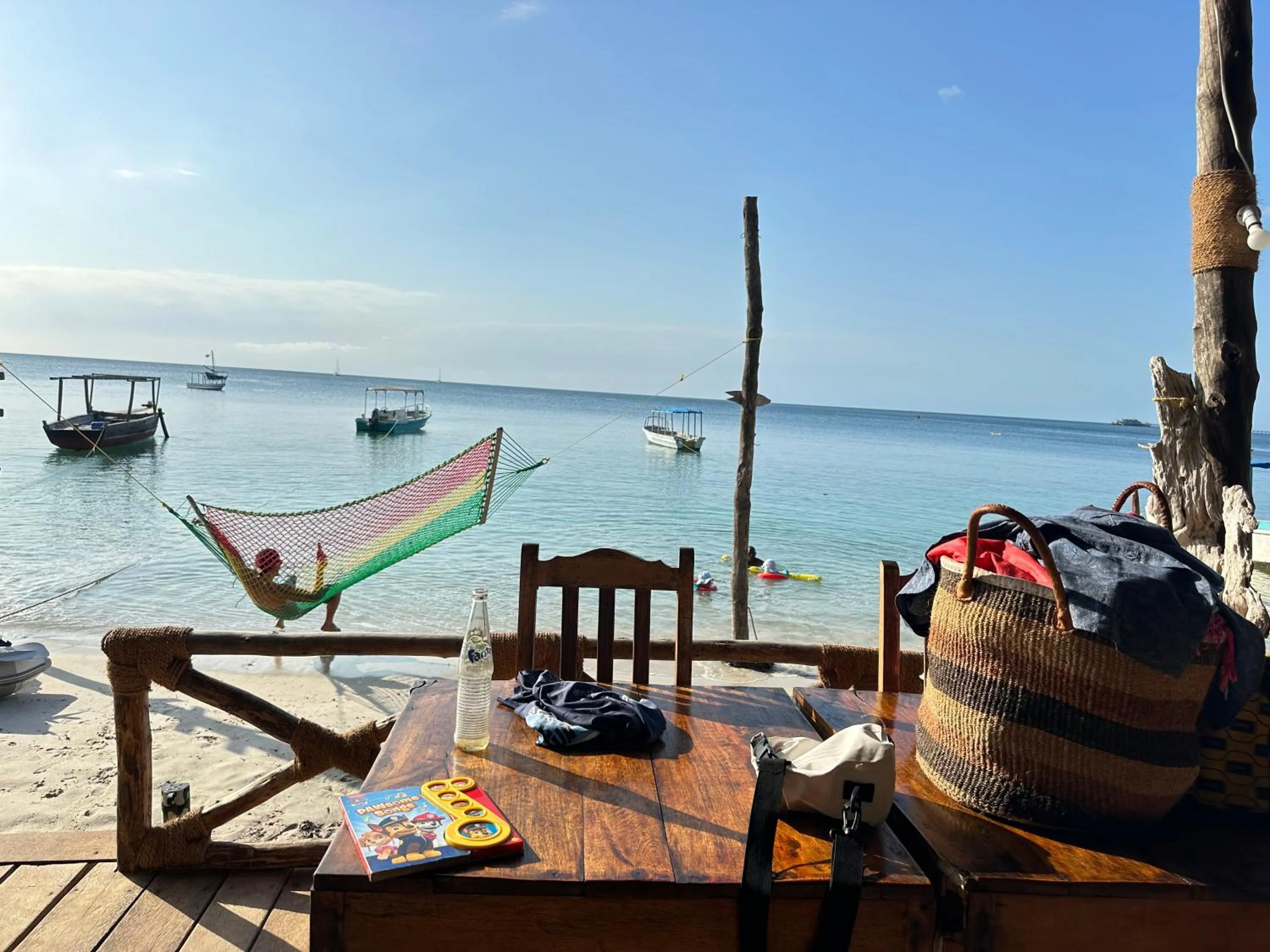 Juani beach bungalows